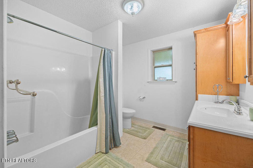 3640 Vixen Way Cosby TN 37722
