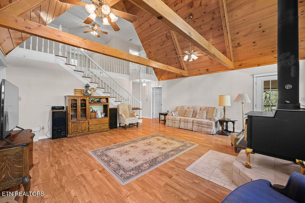 3640 Vixen Way Cosby TN 37722