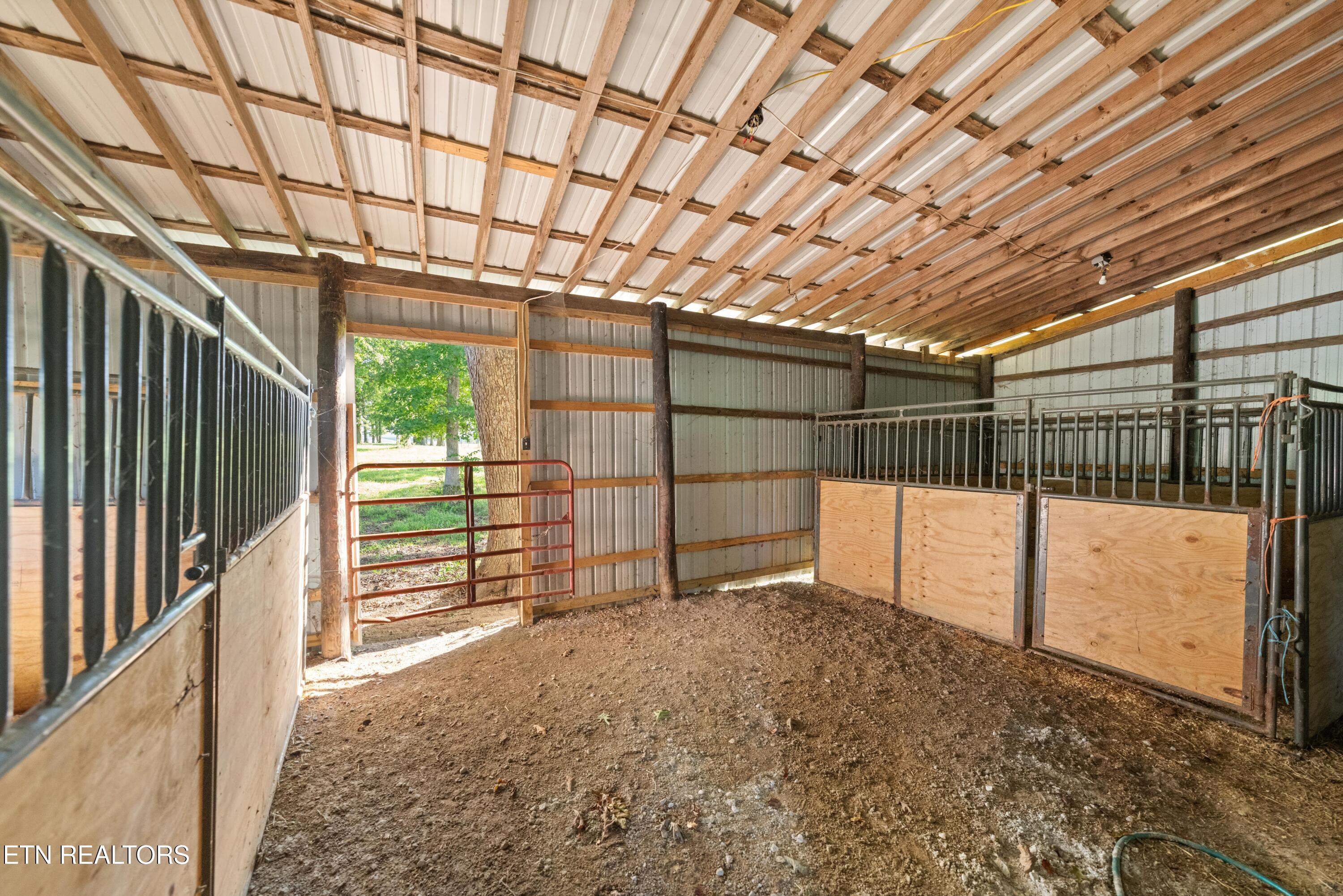 6419 N Highway 70 Crossville TN 38571