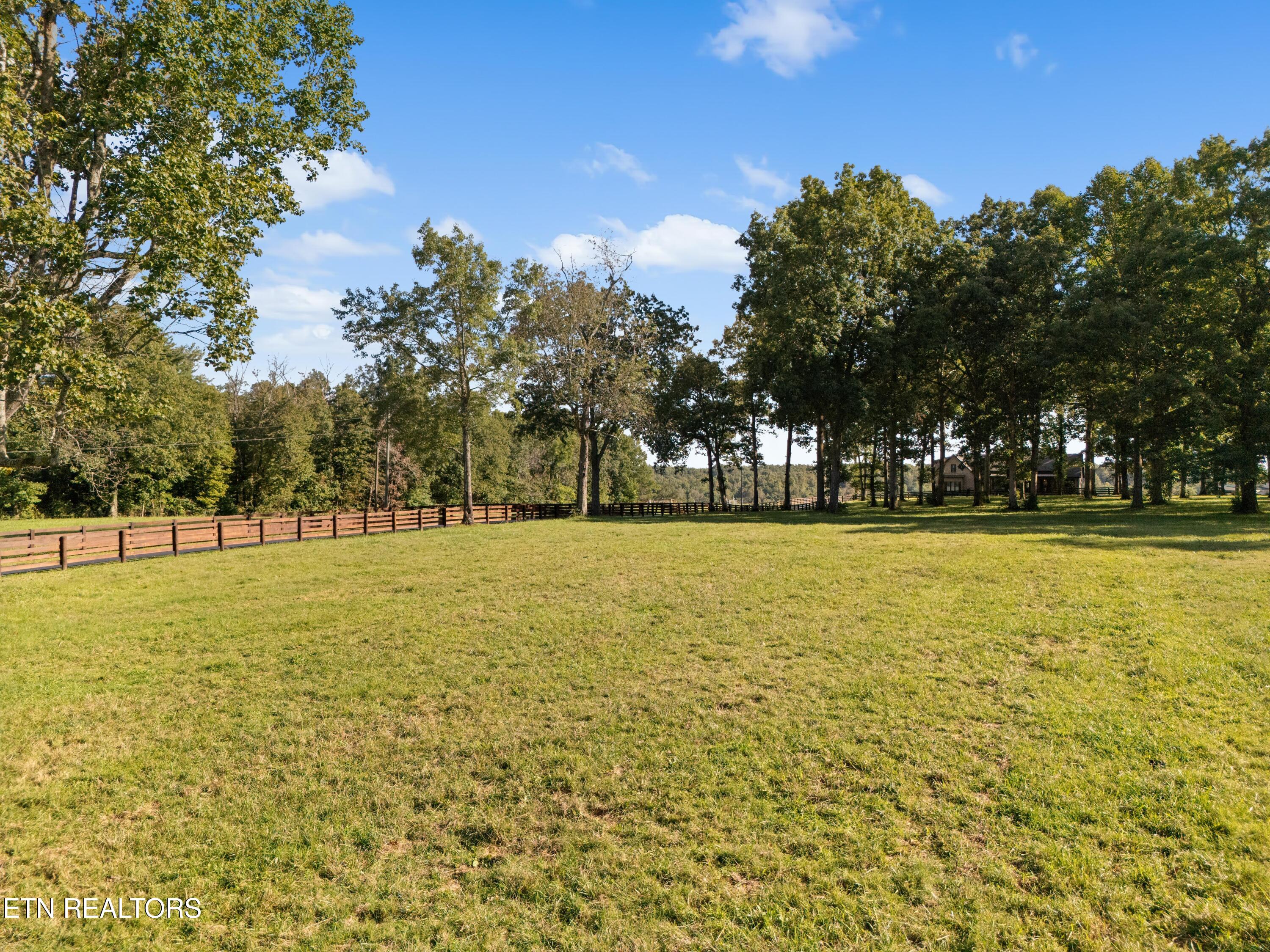 6419 N Highway 70 Crossville TN 38571