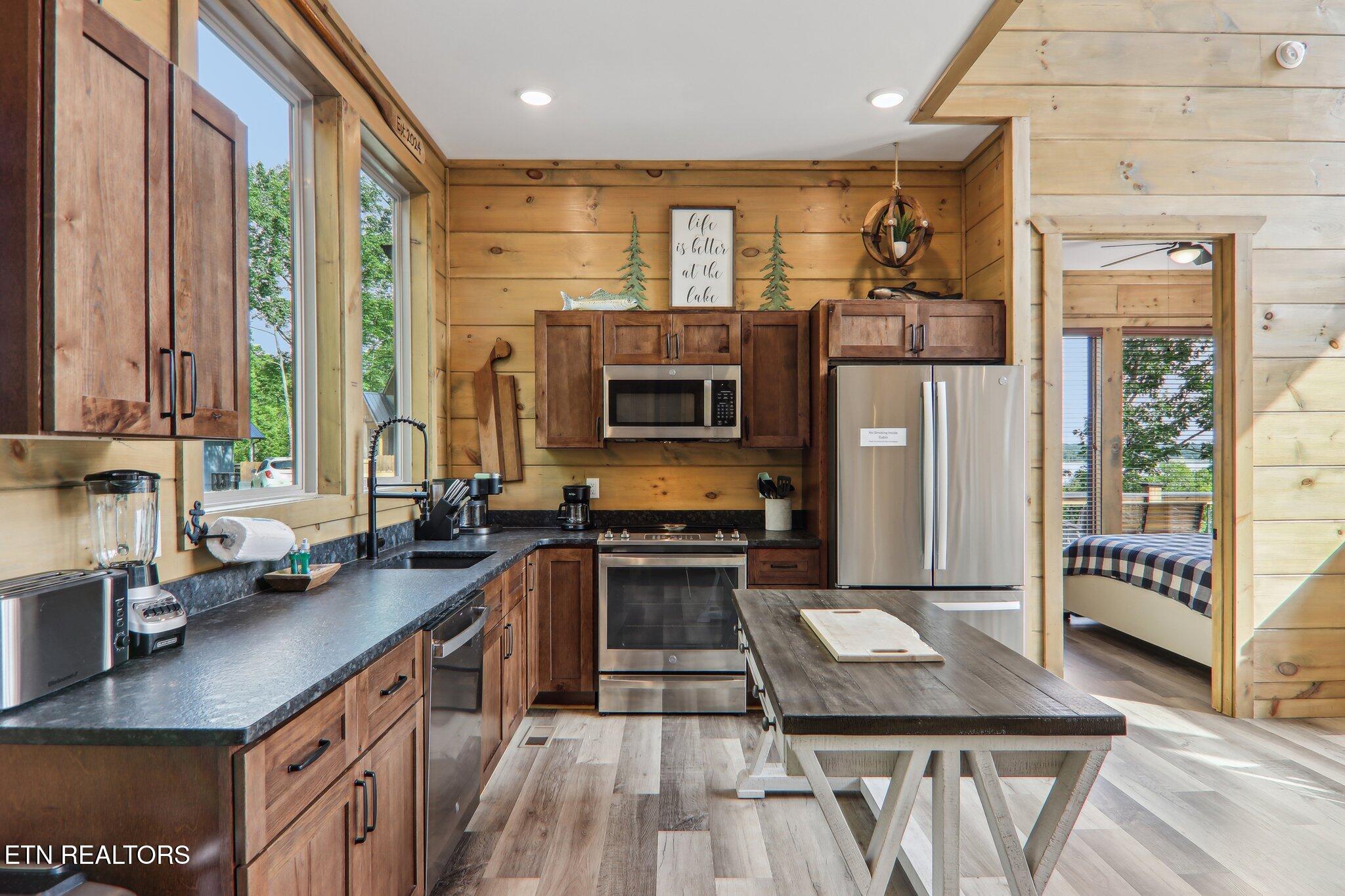 134 Jolene Way Sevierville TN 37876
