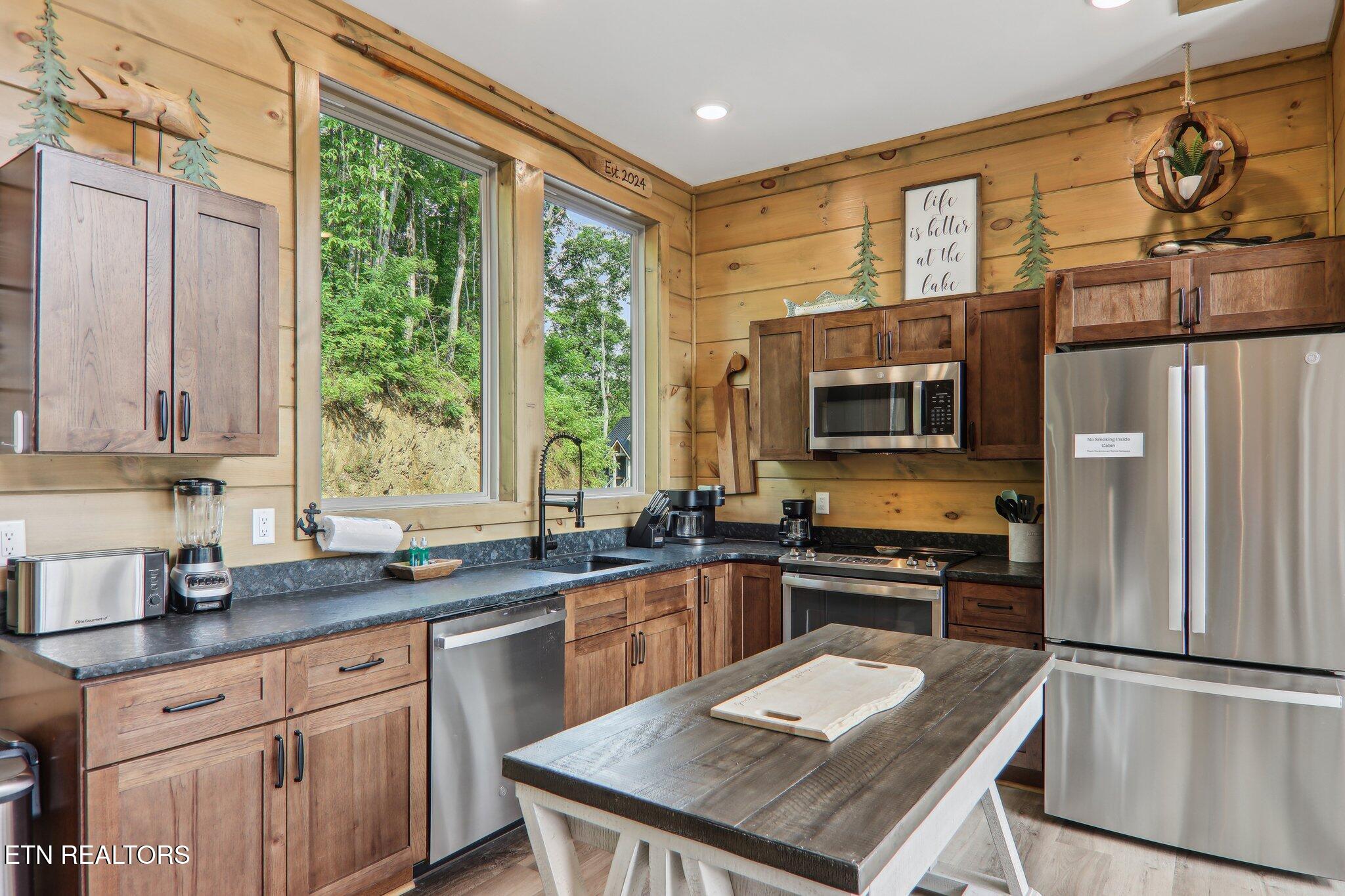 134 Jolene Way Sevierville TN 37876
