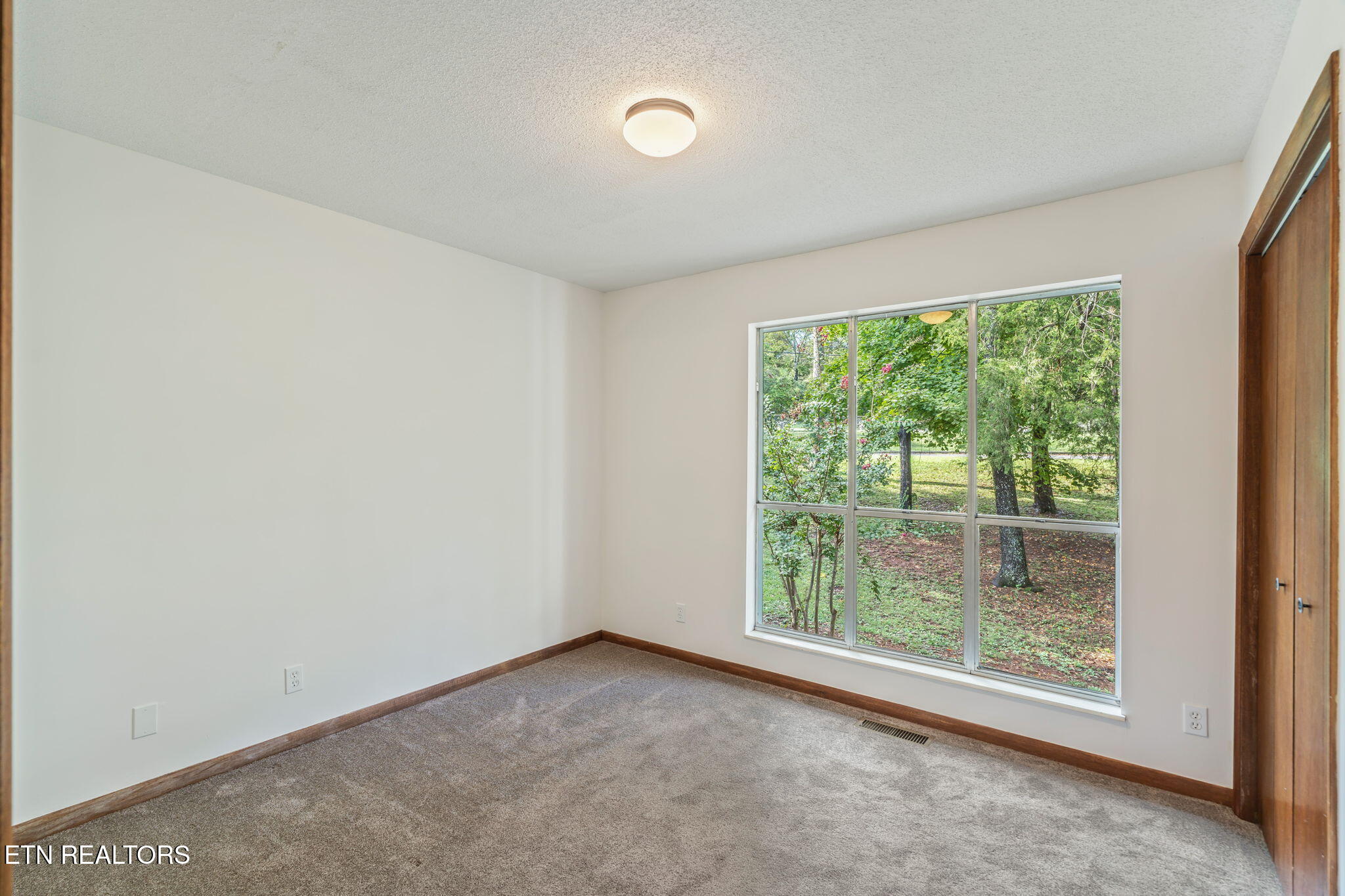 101 Newport Drive Oak Ridge TN 37830