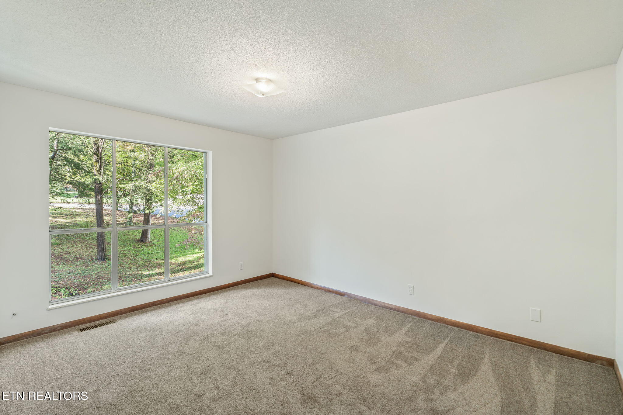 101 Newport Drive Oak Ridge TN 37830