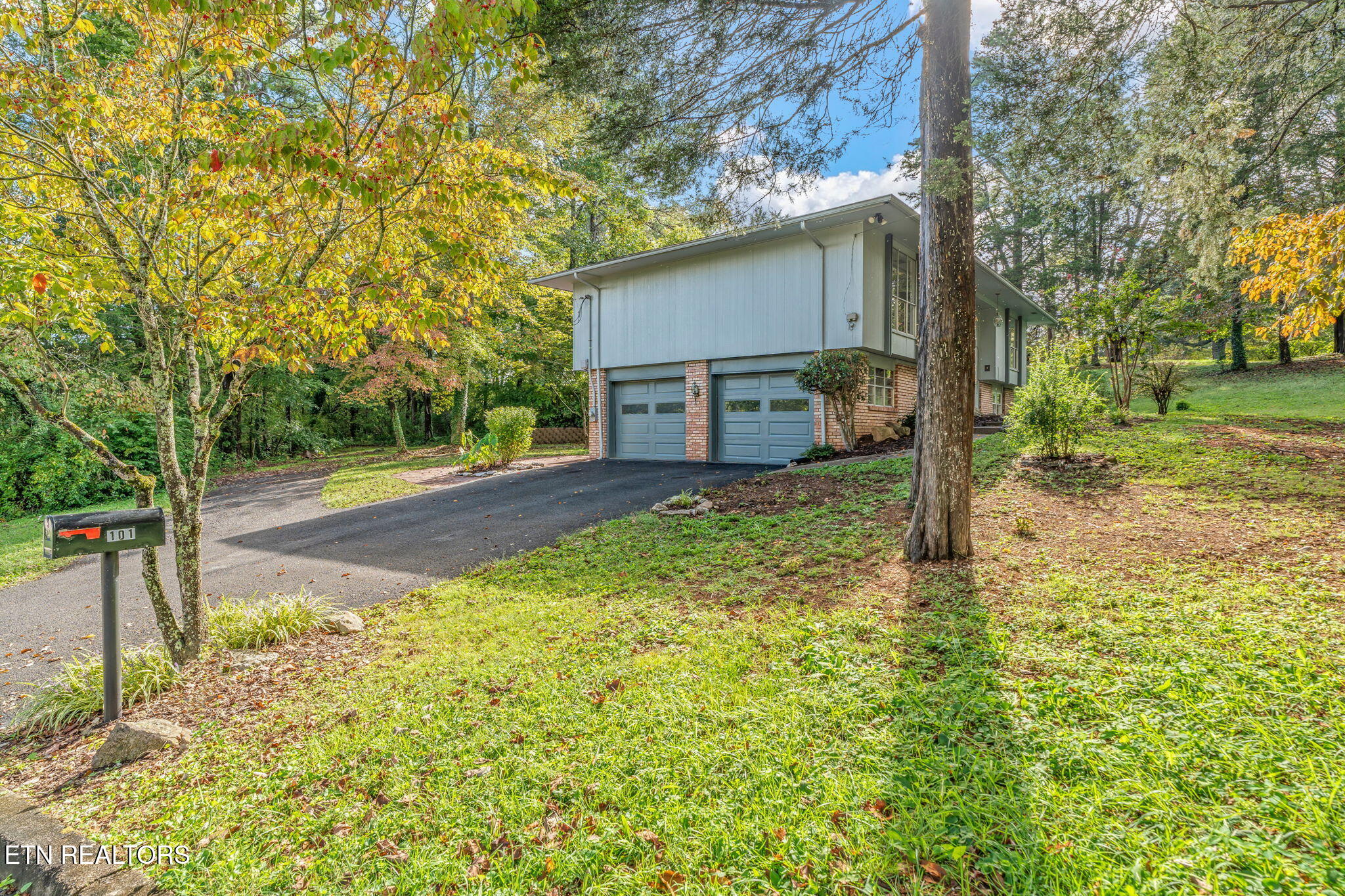 101 Newport Drive Oak Ridge TN 37830