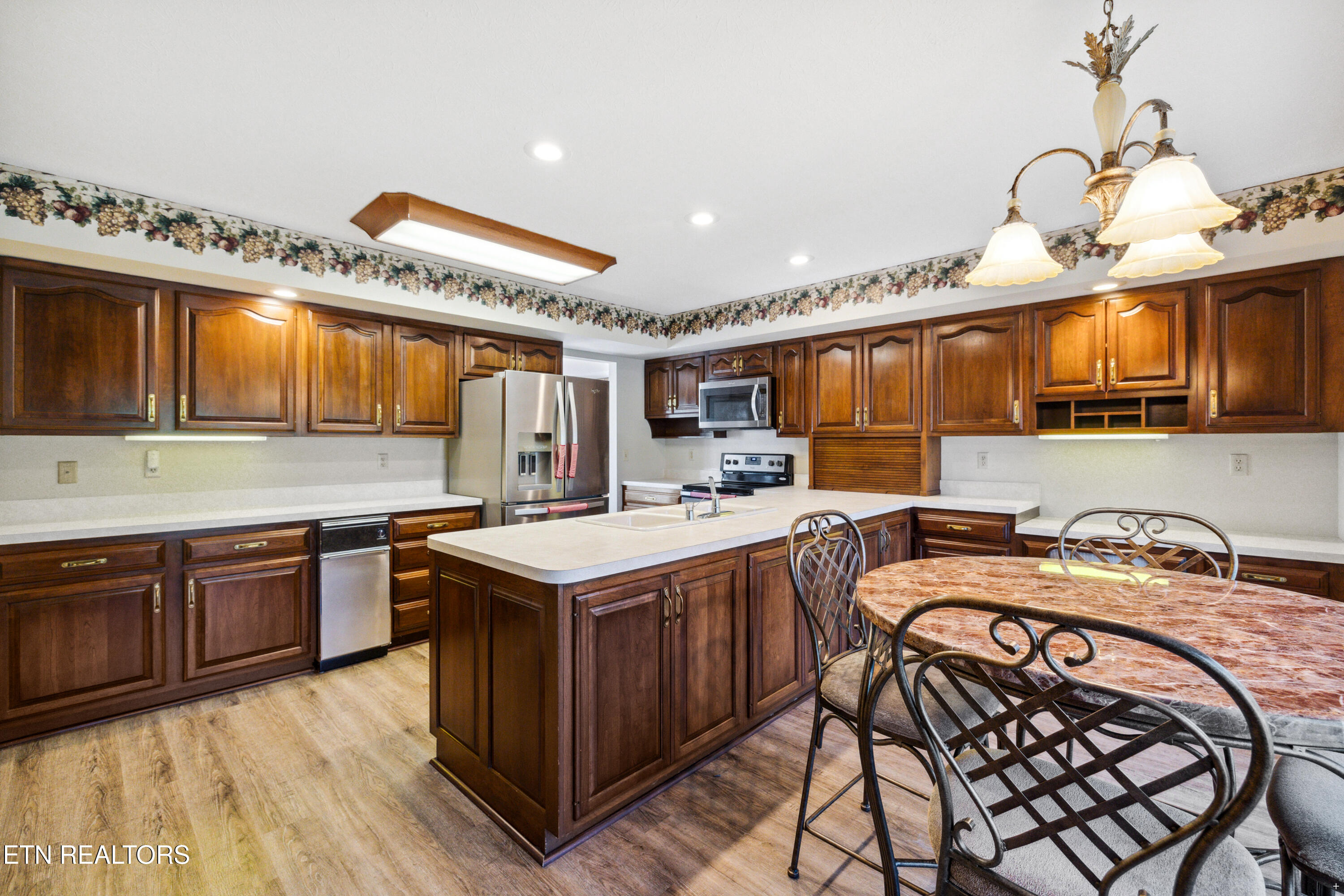 4202 Brooksview Road Lenoir City TN 37772