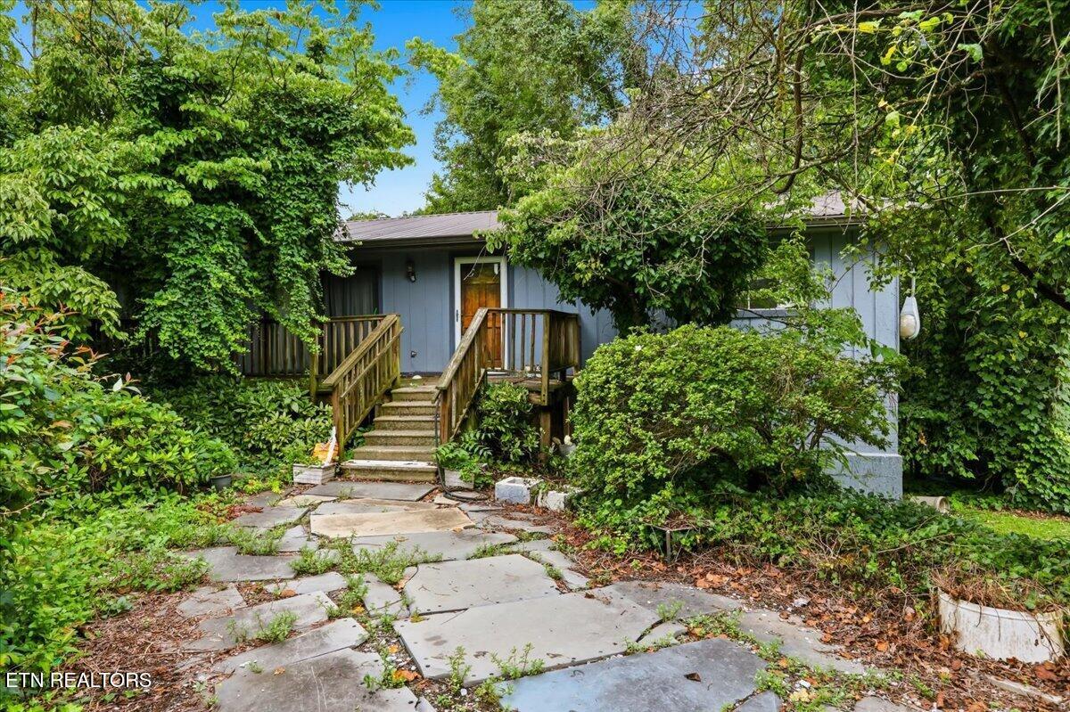 12213 Chapman Highway Seymour TN 37865