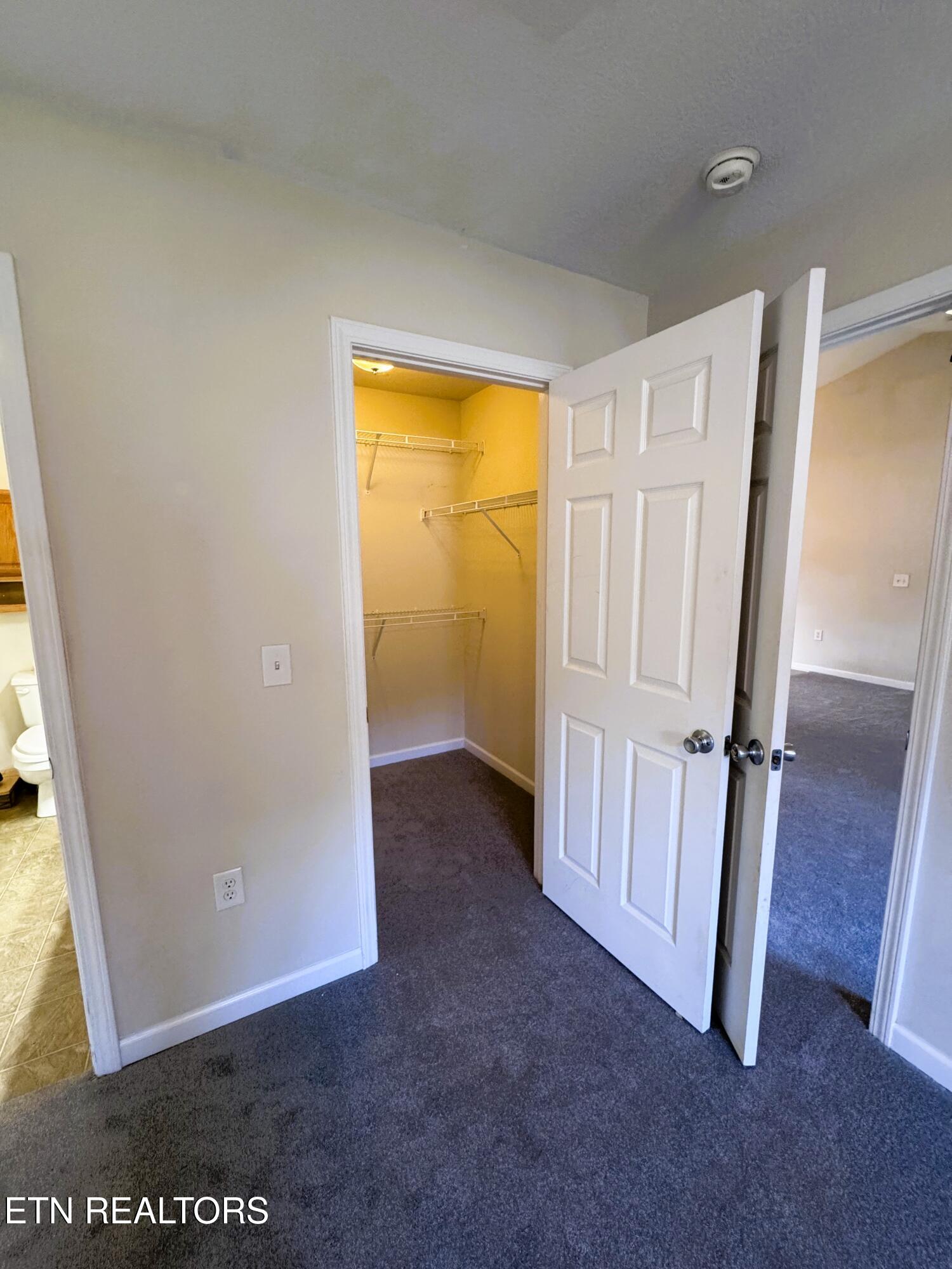 1020 Iroquois Lane Crossville TN 38572