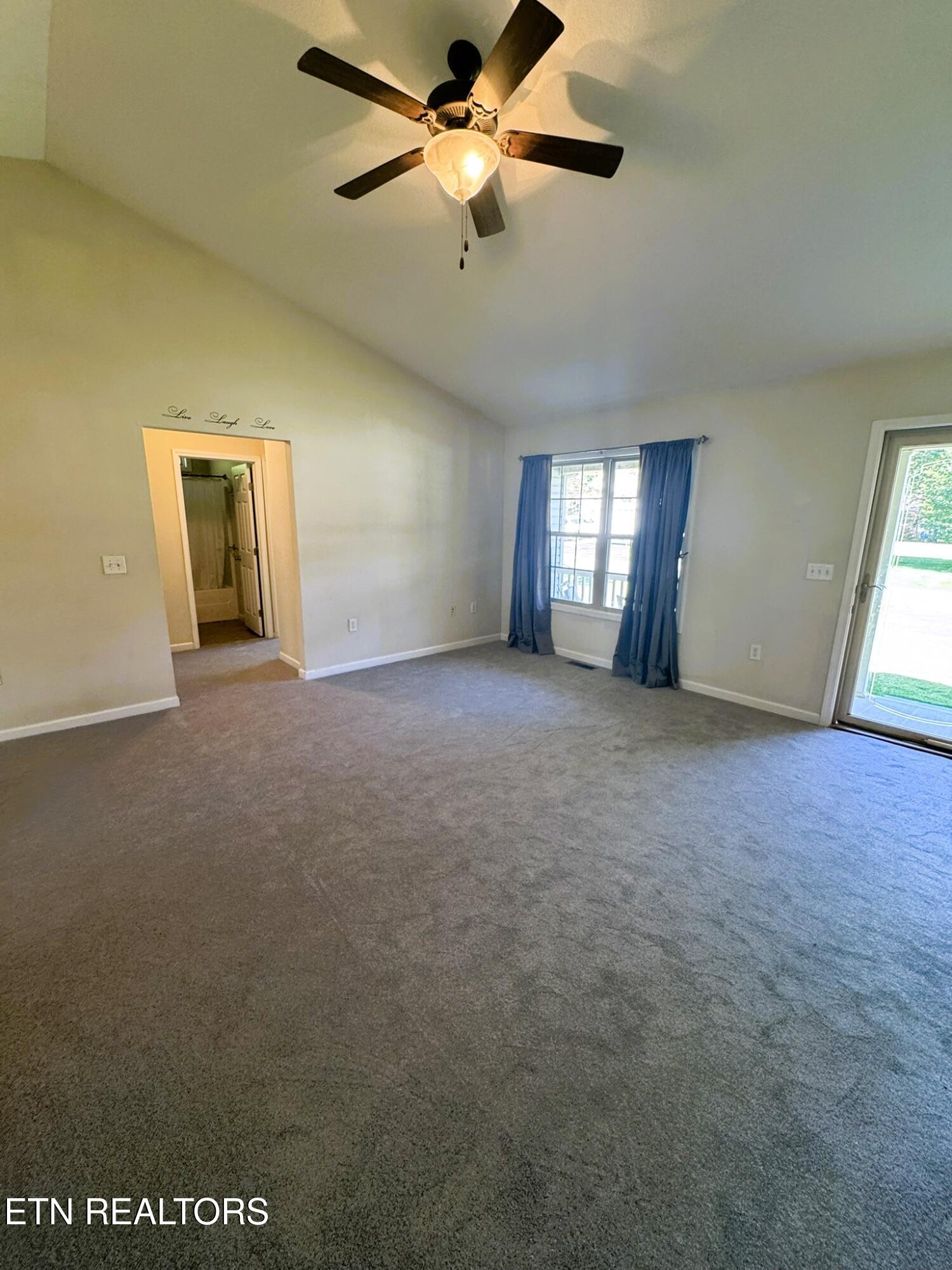 1020 Iroquois Lane Crossville TN 38572