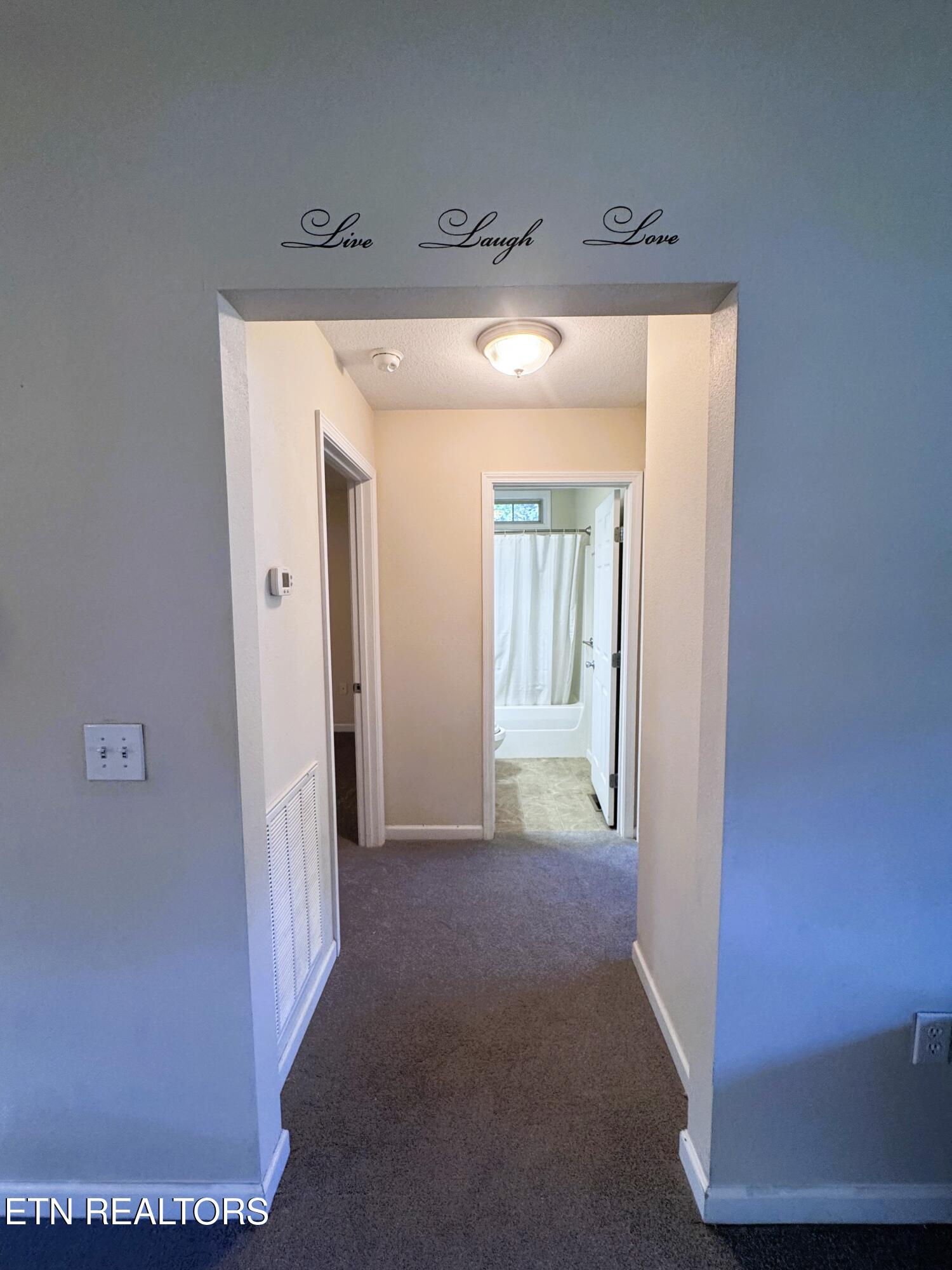 1020 Iroquois Lane Crossville TN 38572