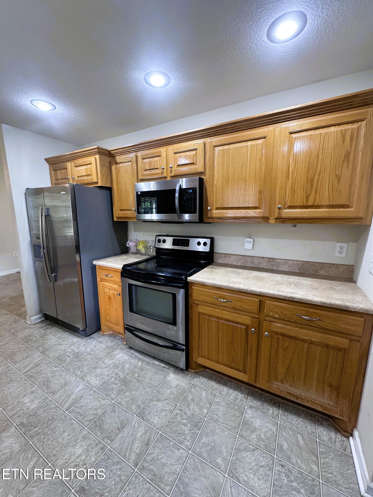 1020 Iroquois Lane Crossville TN 38572
