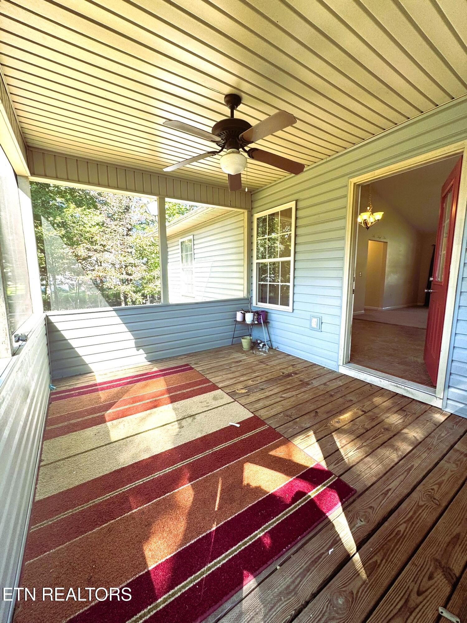 1020 Iroquois Lane Crossville TN 38572
