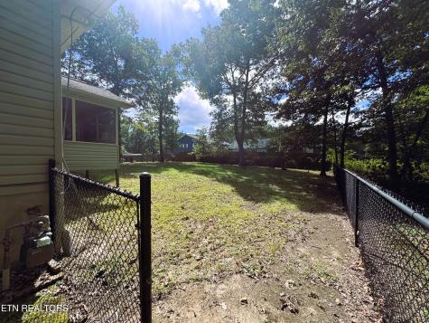 1020 Iroquois Lane Crossville TN 38572