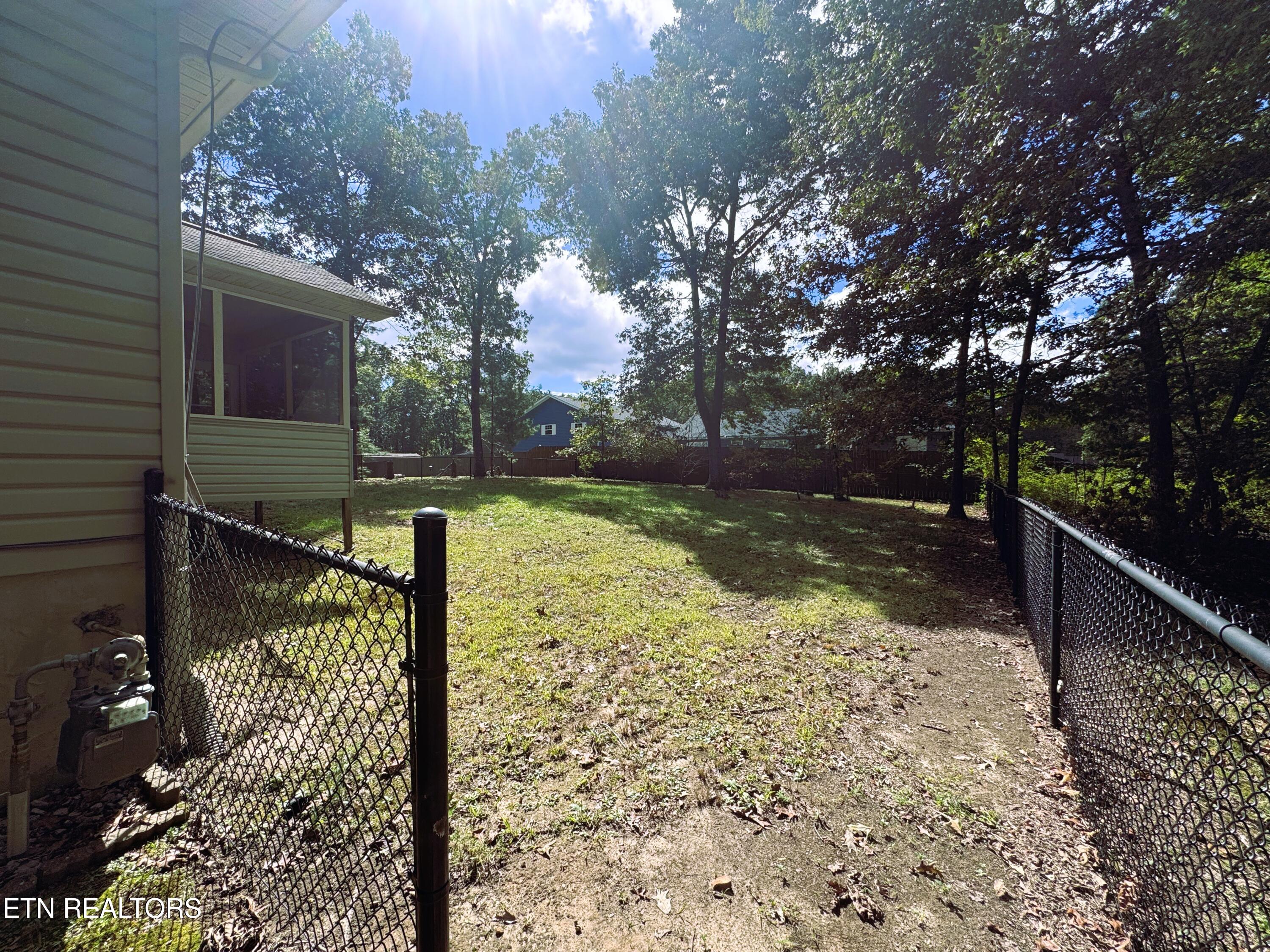 1020 Iroquois Lane Crossville TN 38572