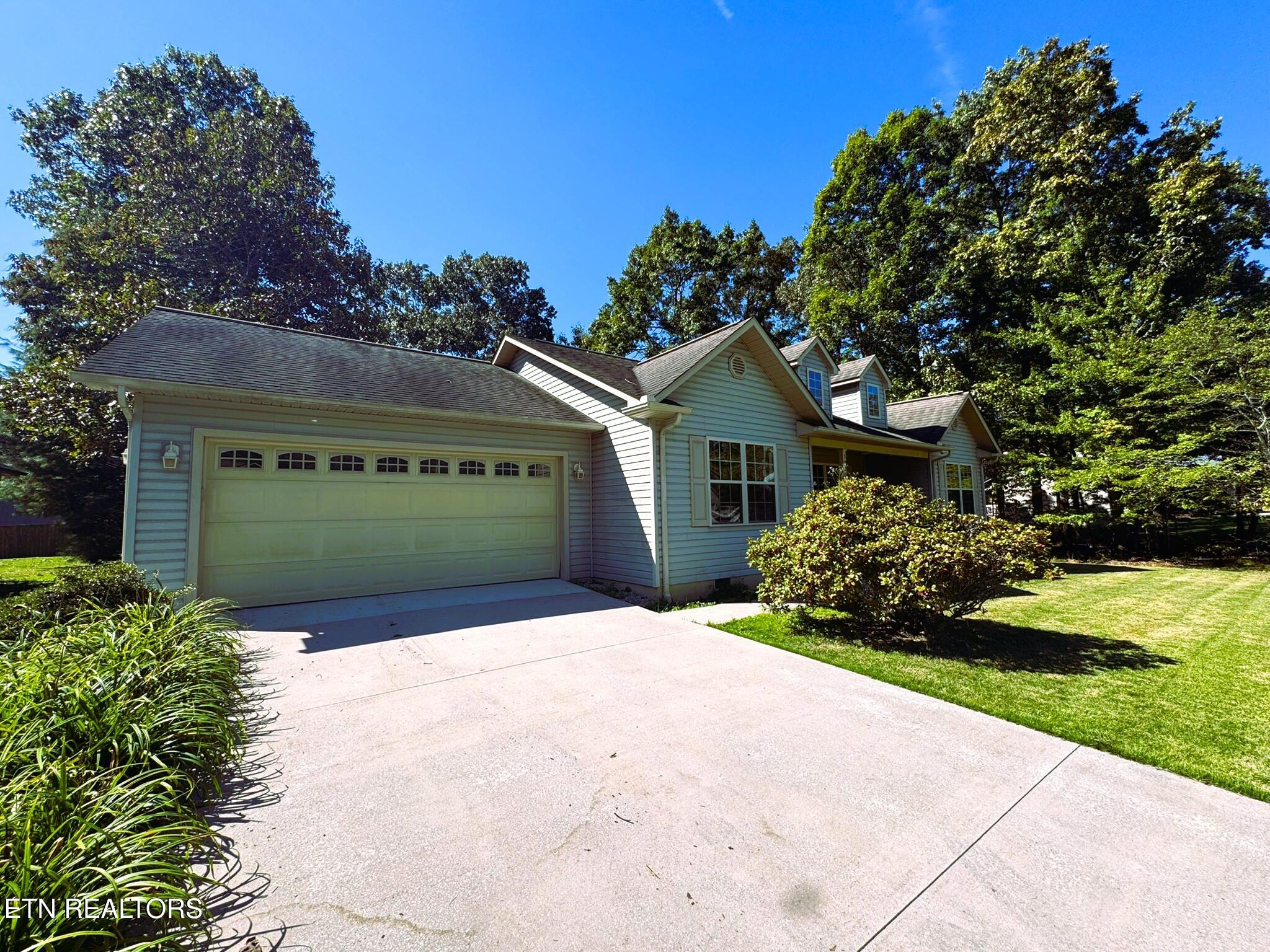 1020 Iroquois Lane Crossville TN 38572