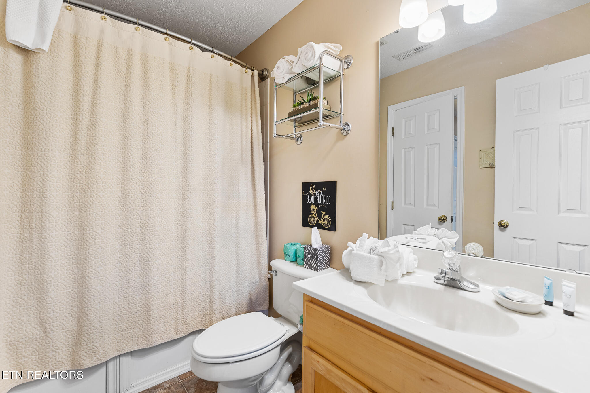 522 Tanasi Trail Pigeon Forge TN 37863