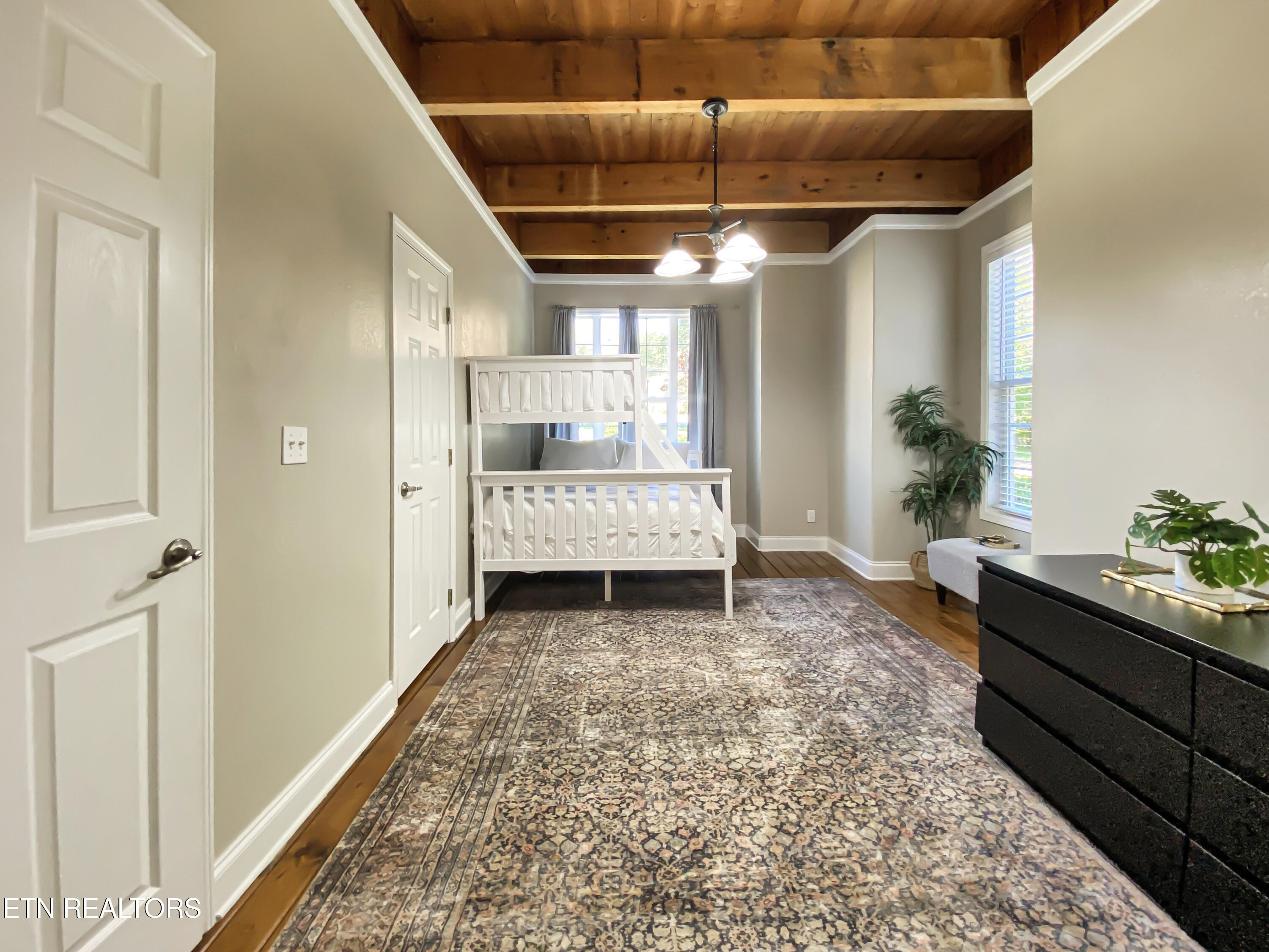 610 Cape Norris Road New Tazewell TN 37825