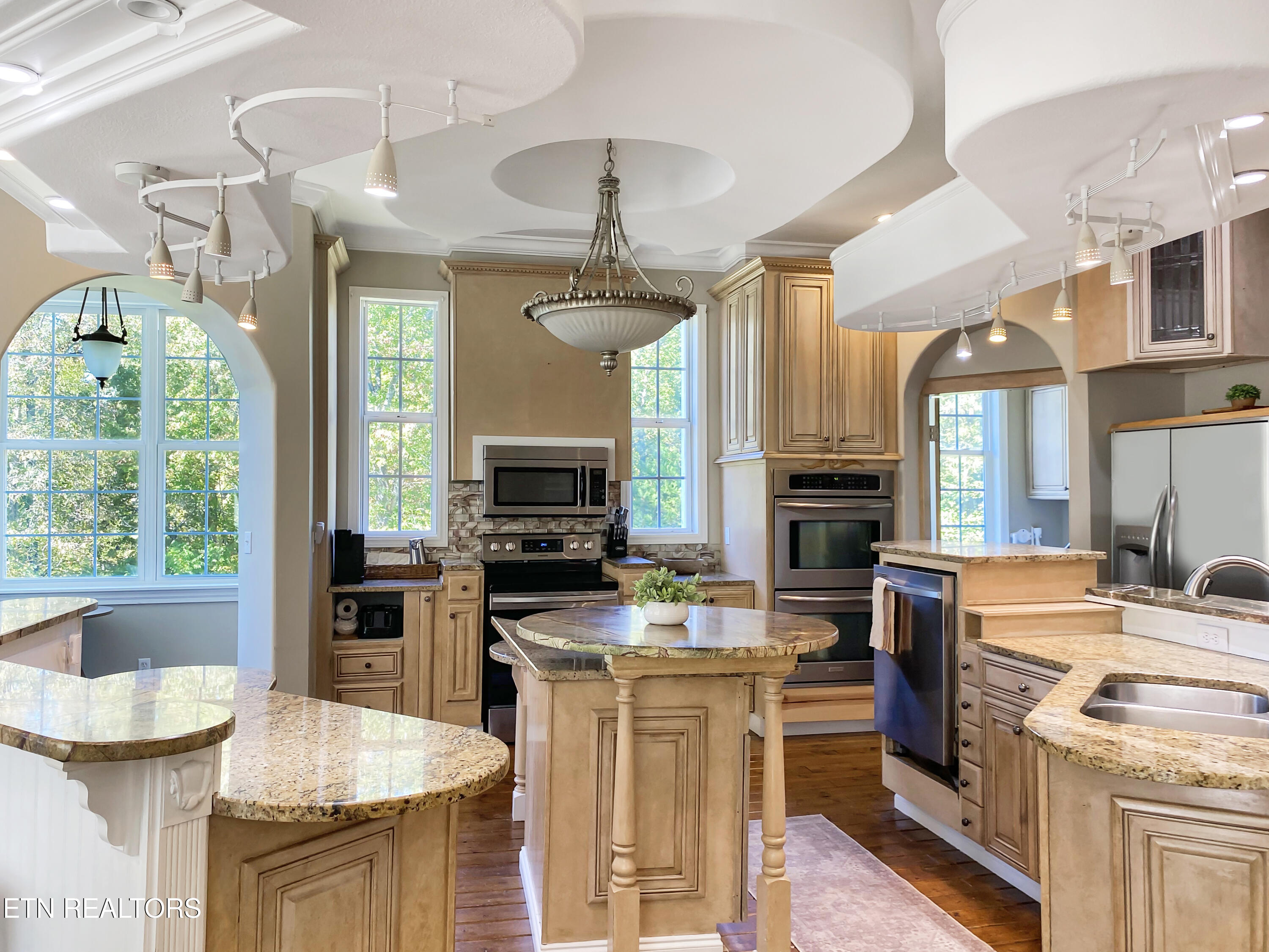 610 Cape Norris Road New Tazewell TN 37825