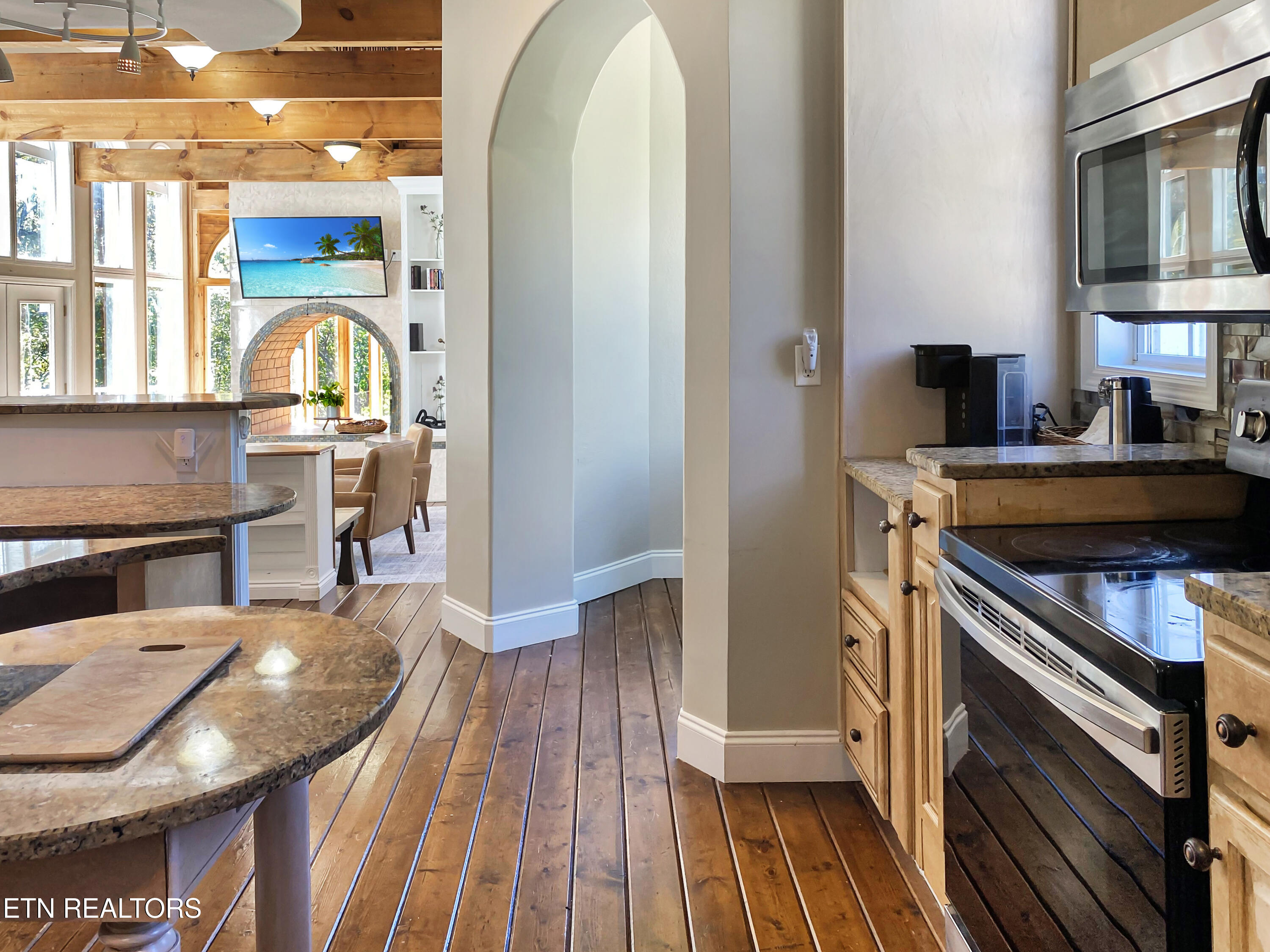 610 Cape Norris Road New Tazewell TN 37825