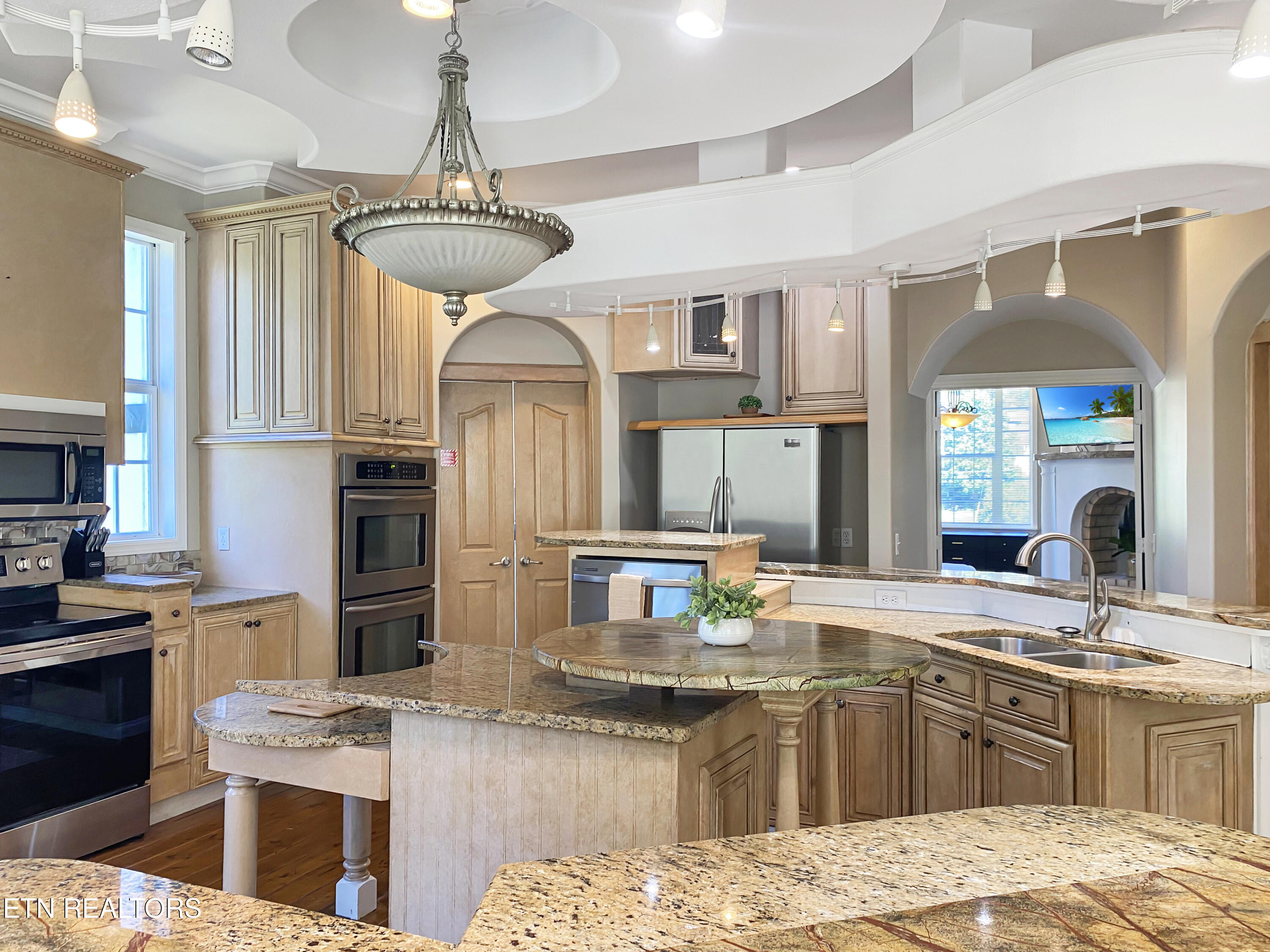 610 Cape Norris Road New Tazewell TN 37825