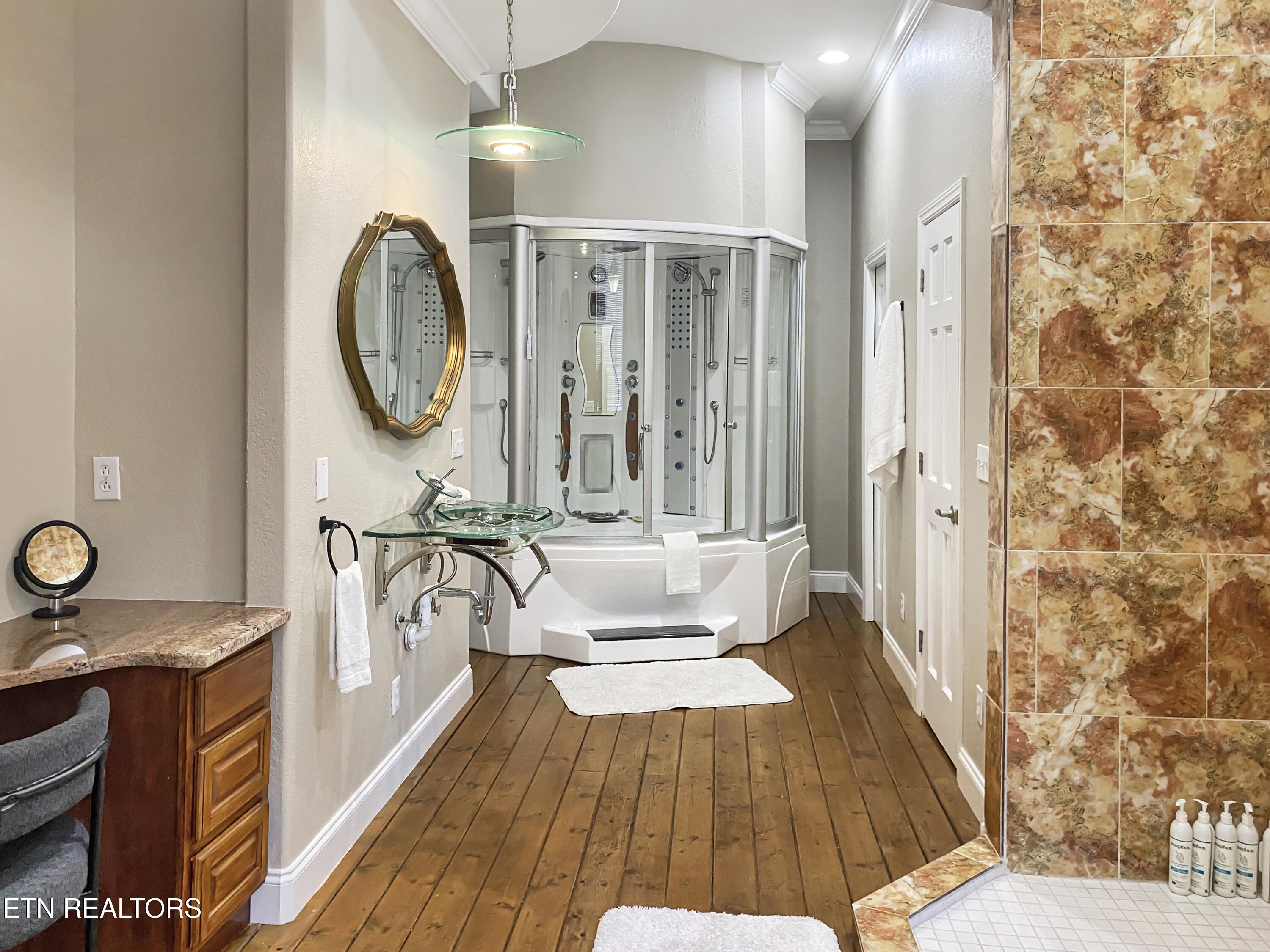 610 Cape Norris Road New Tazewell TN 37825