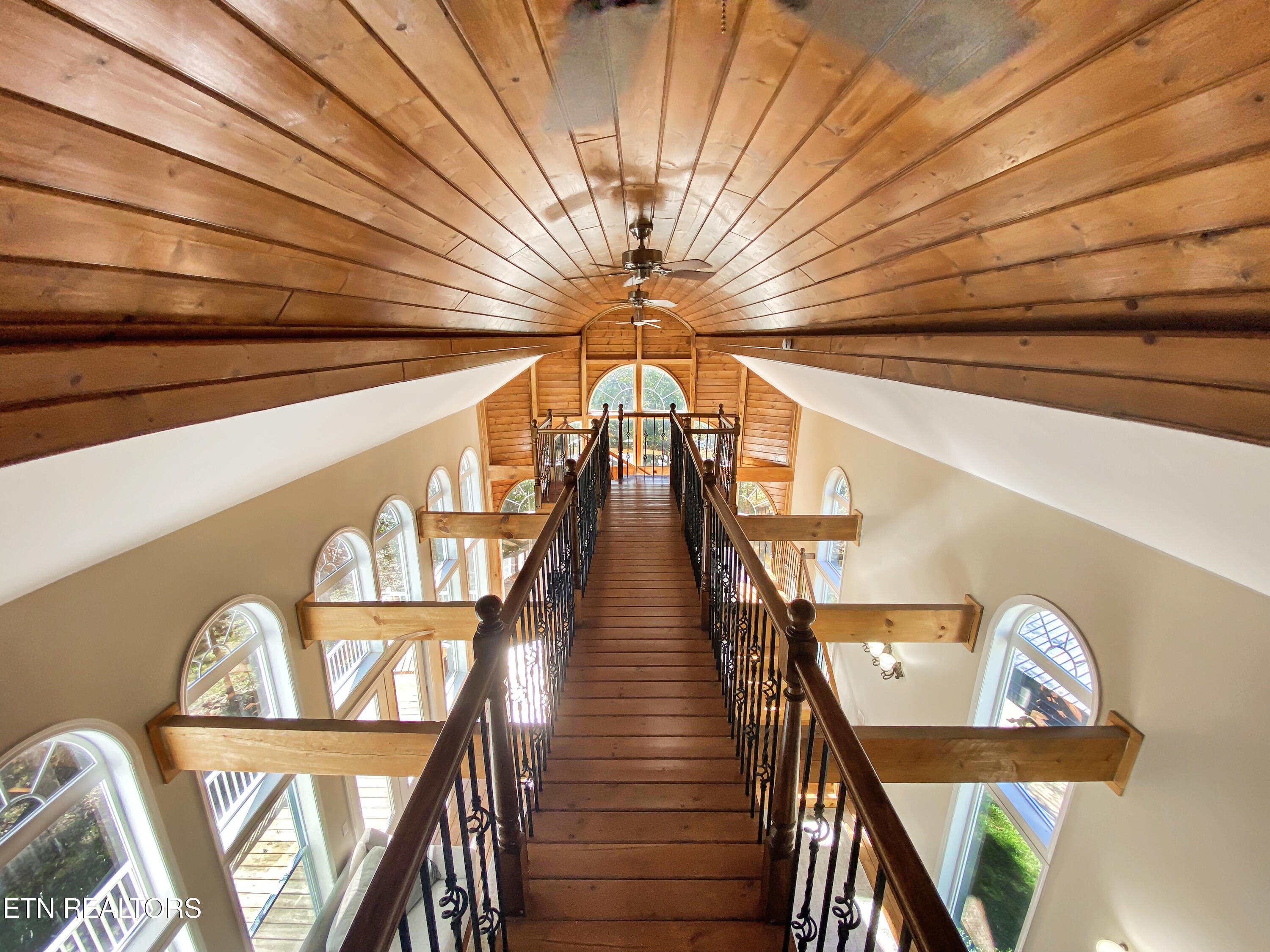 610 Cape Norris Road New Tazewell TN 37825