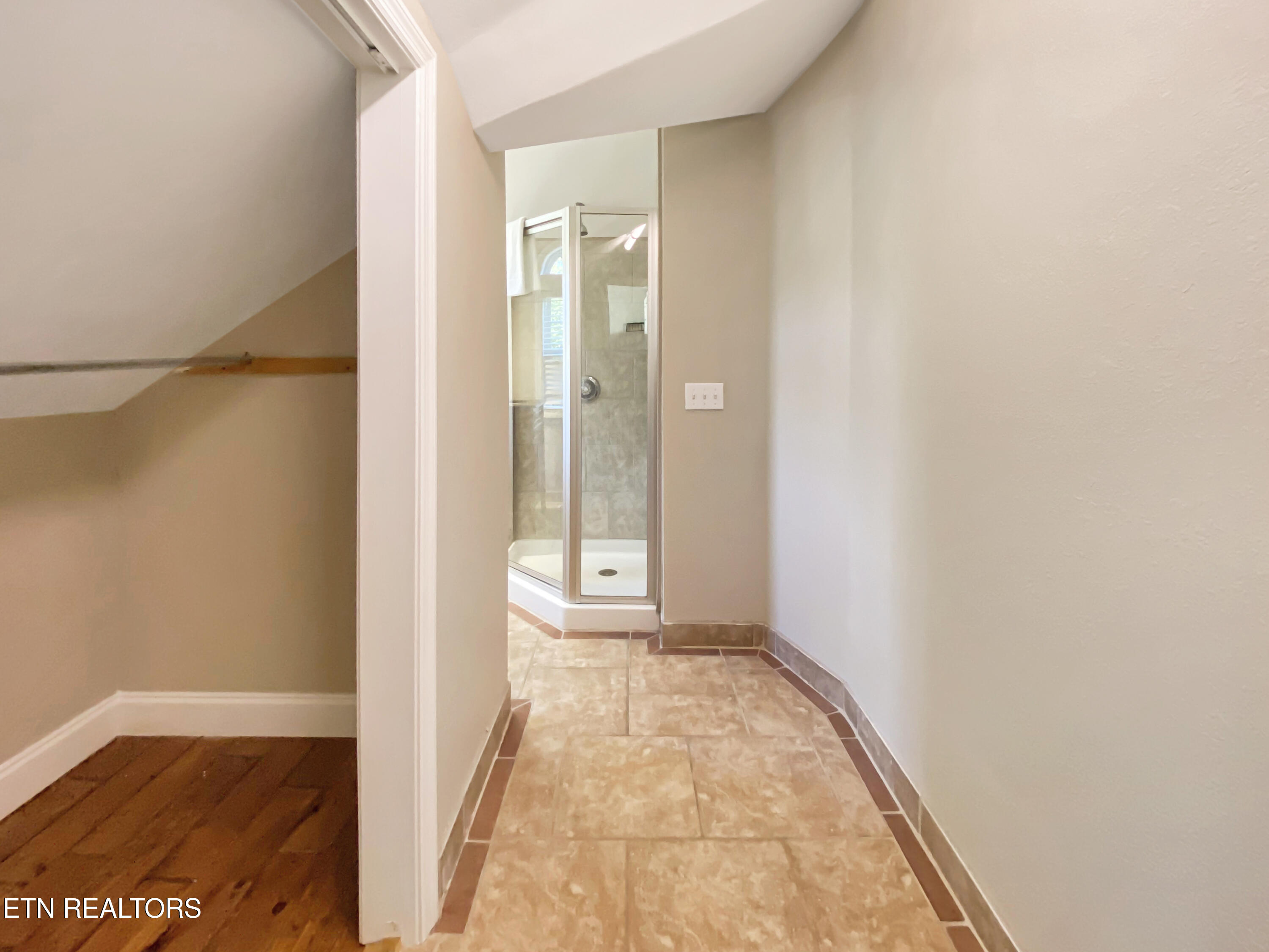 610 Cape Norris Road New Tazewell TN 37825