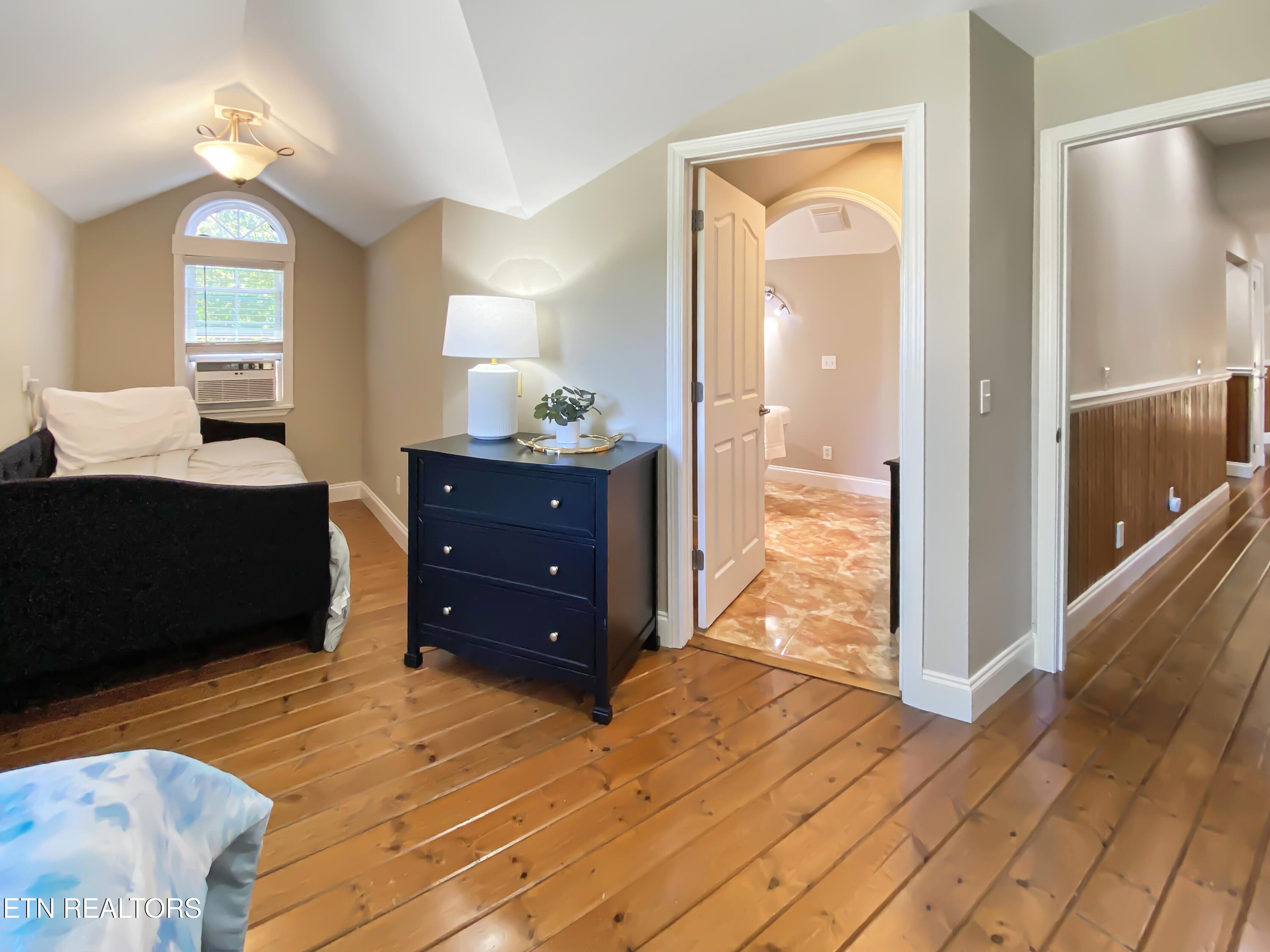 610 Cape Norris Road New Tazewell TN 37825