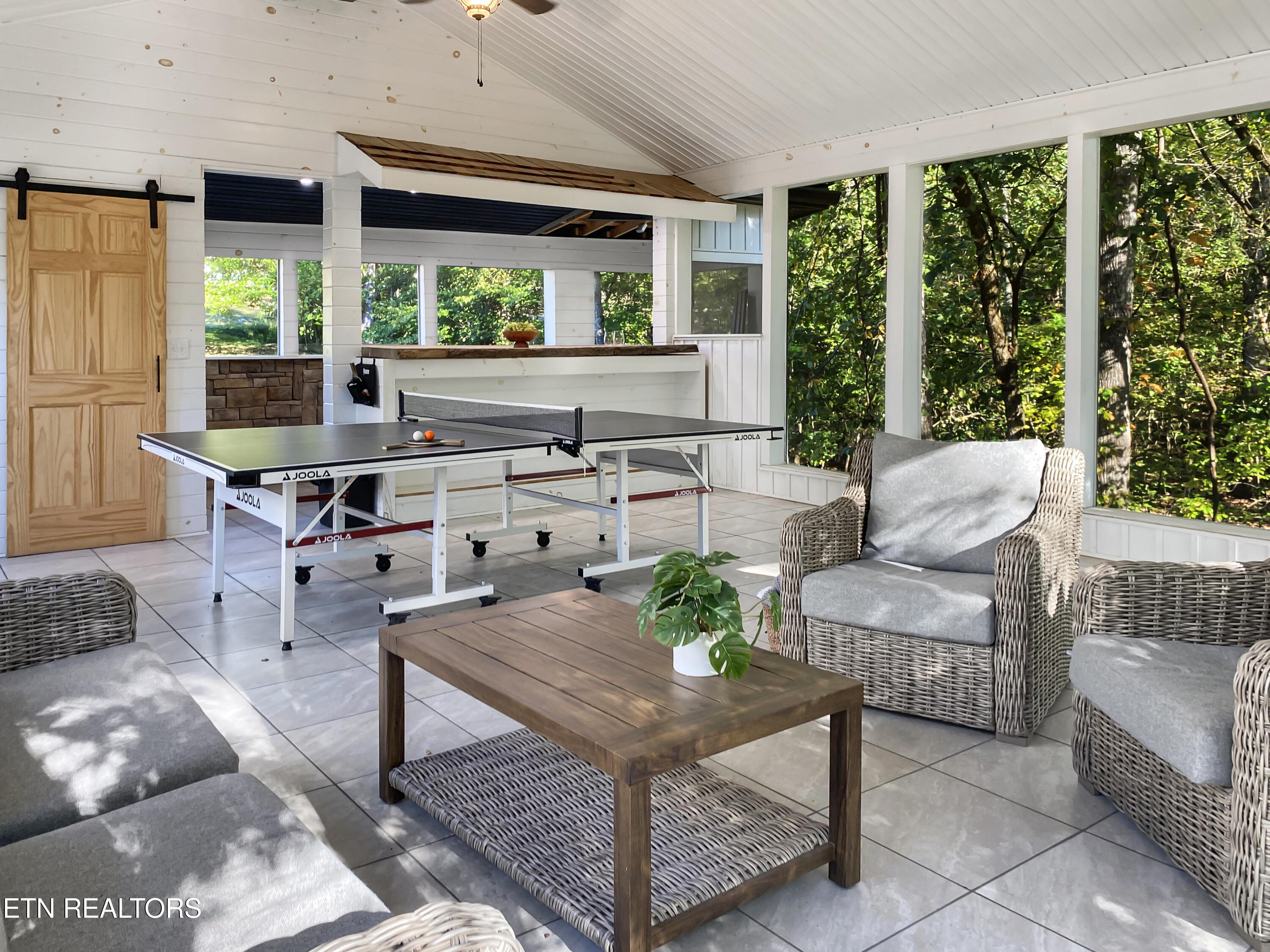 610 Cape Norris Road New Tazewell TN 37825