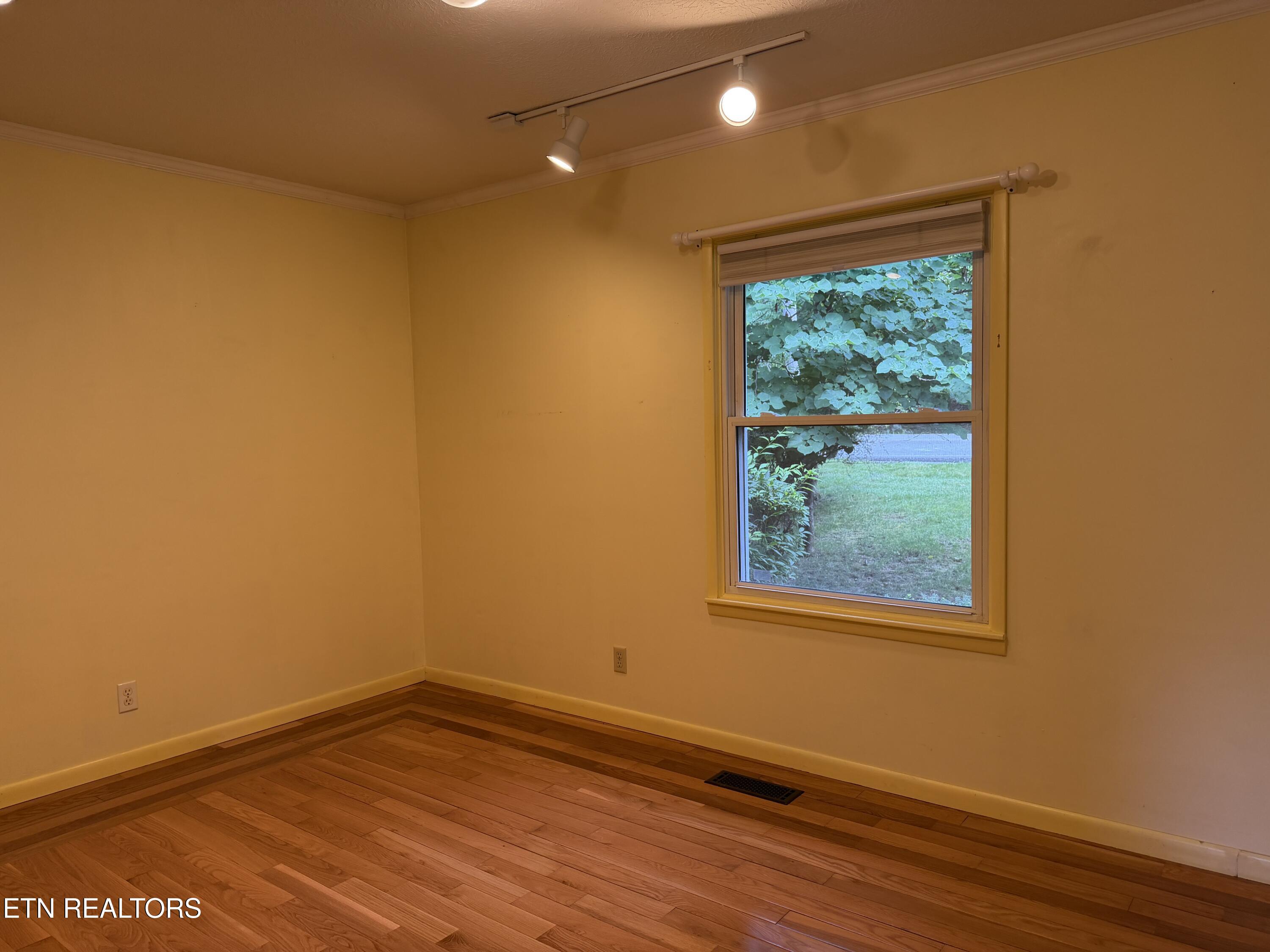 169 Ivy Brook Lane Crossville TN 38558
