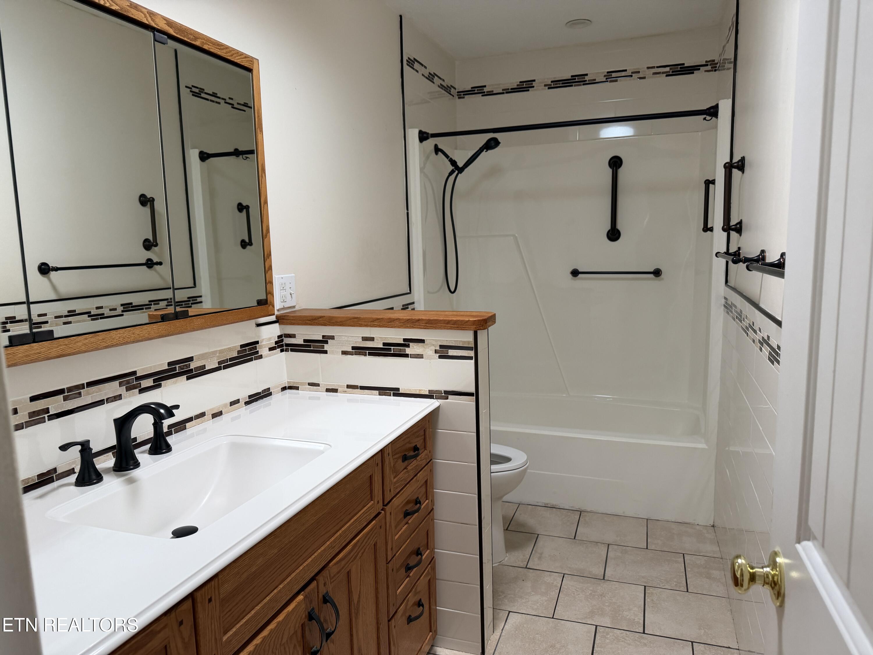 169 Ivy Brook Lane Crossville TN 38558