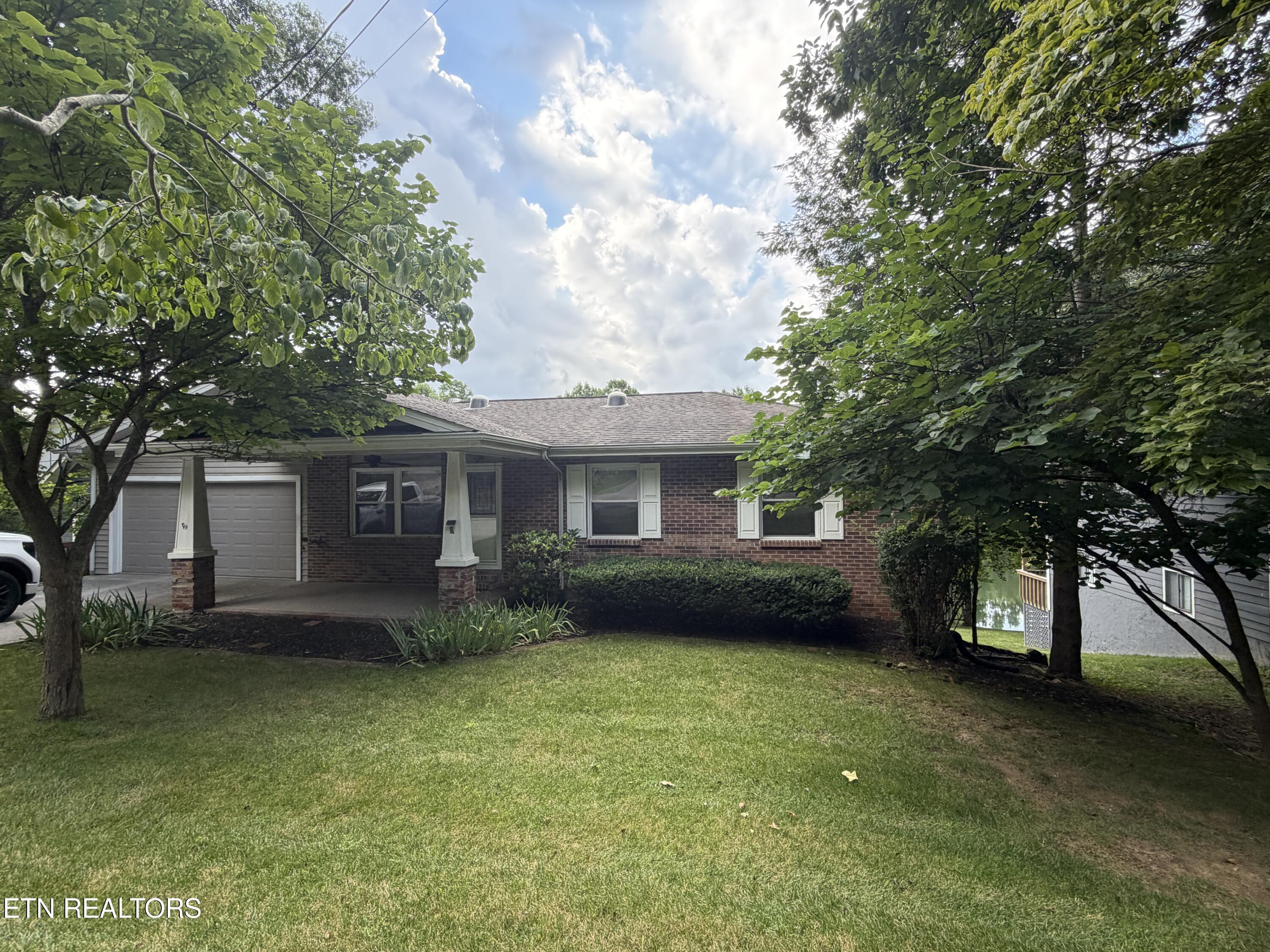 169 Ivy Brook Lane Crossville TN 38558