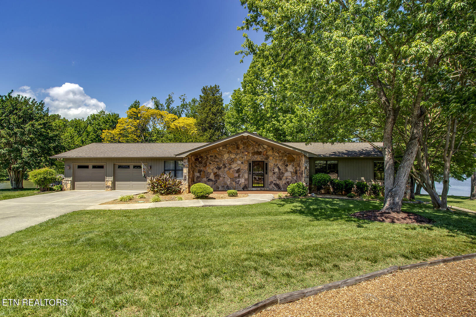 3701 River Trace Lane Knoxville TN 37920