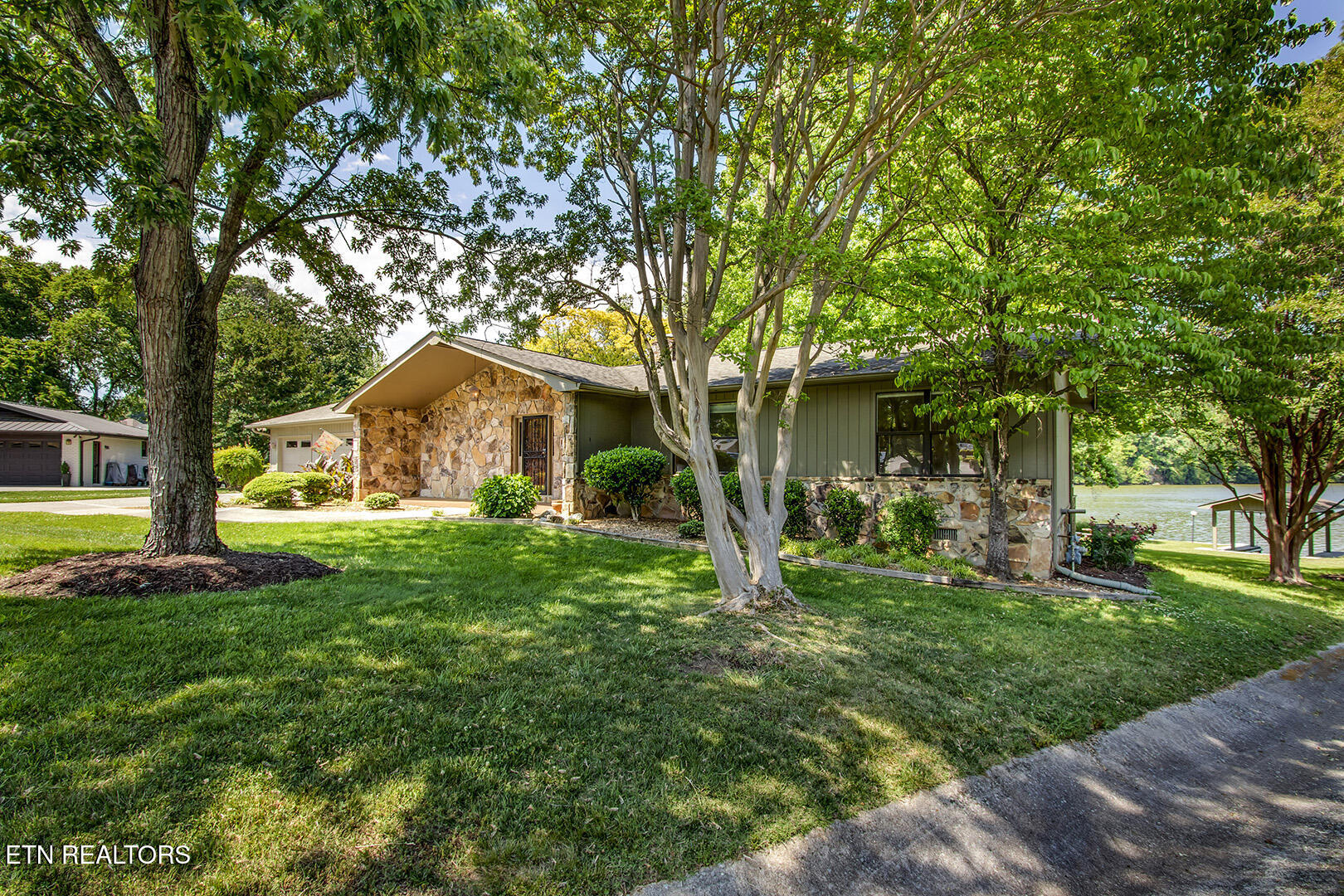 3701 River Trace Lane Knoxville TN 37920