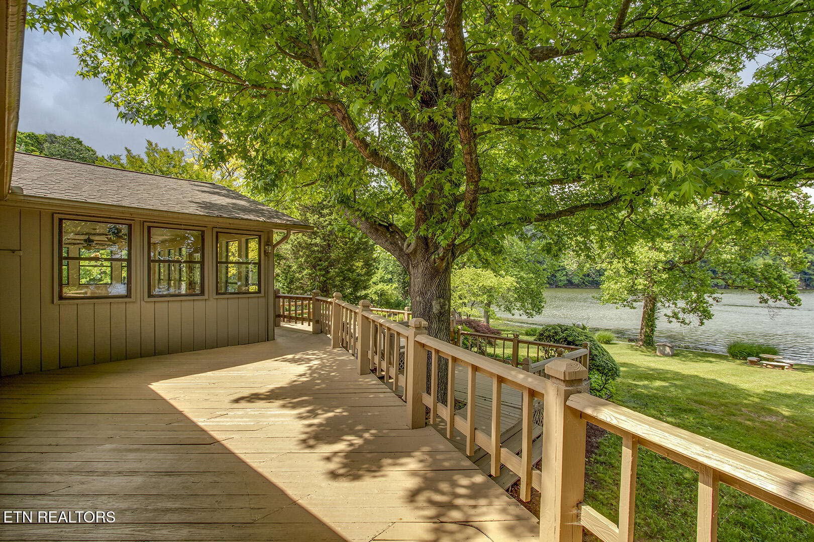 3701 River Trace Lane Knoxville TN 37920