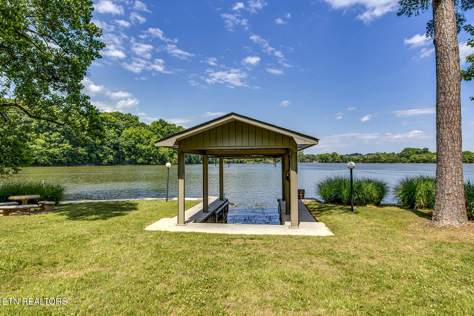 3701 River Trace Lane Knoxville TN 37920