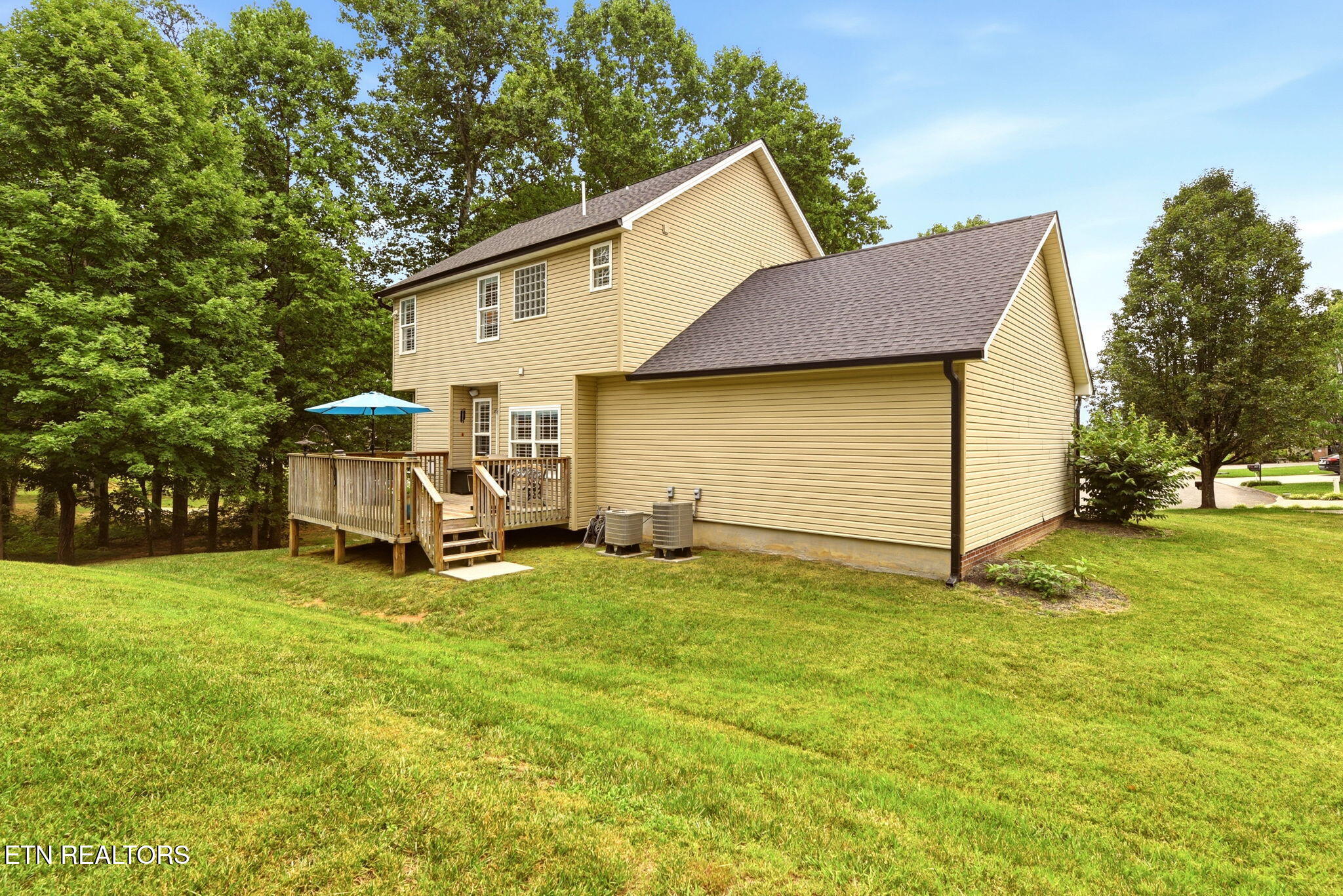 1866 Silver Cloud Lane Knoxville TN 37909