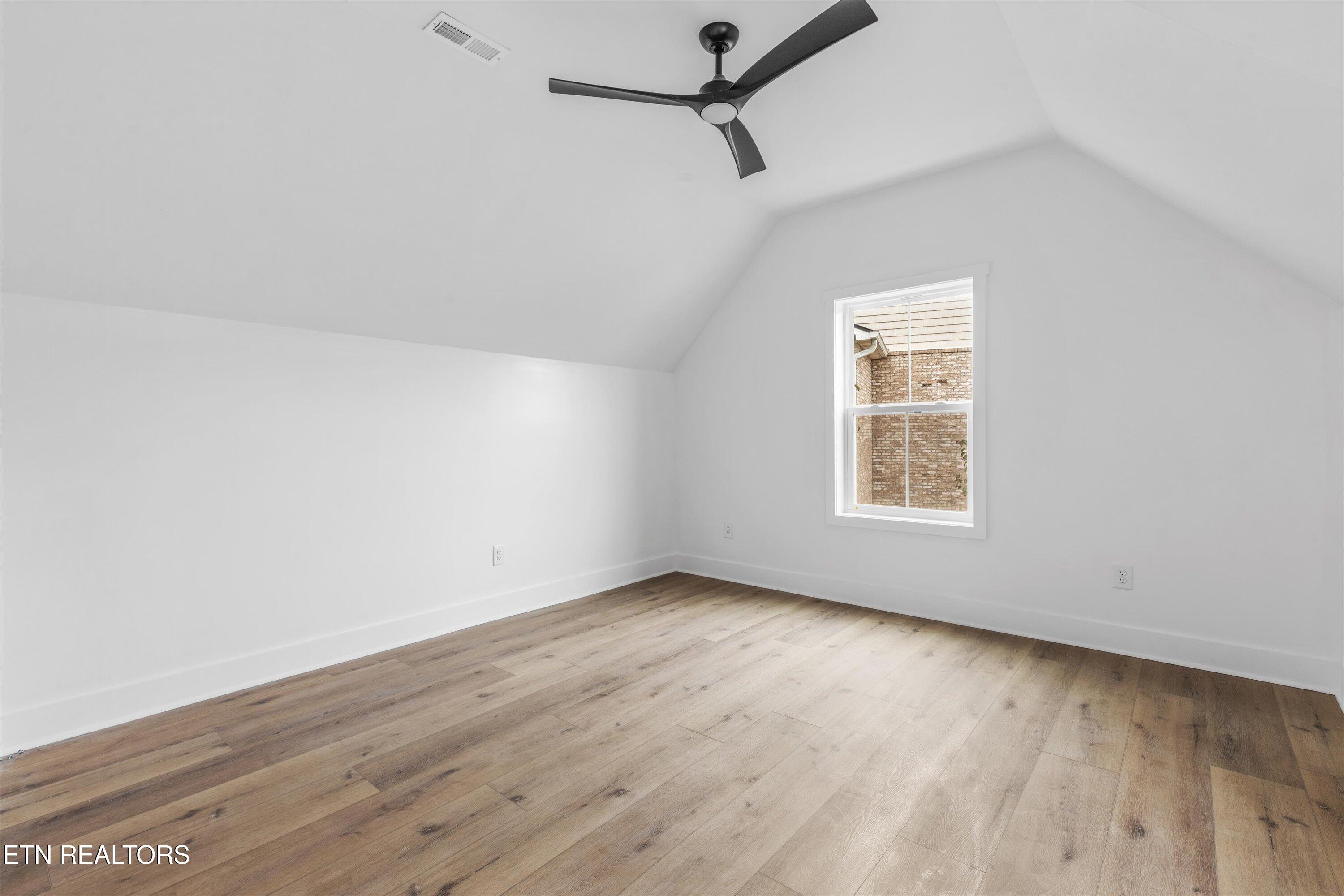 3911 Shipwatch Lane Knoxville TN 37920