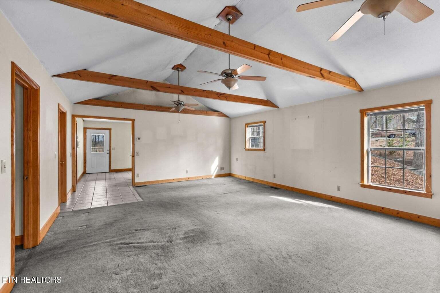 1027 Dean Circle Dandridge TN 37725