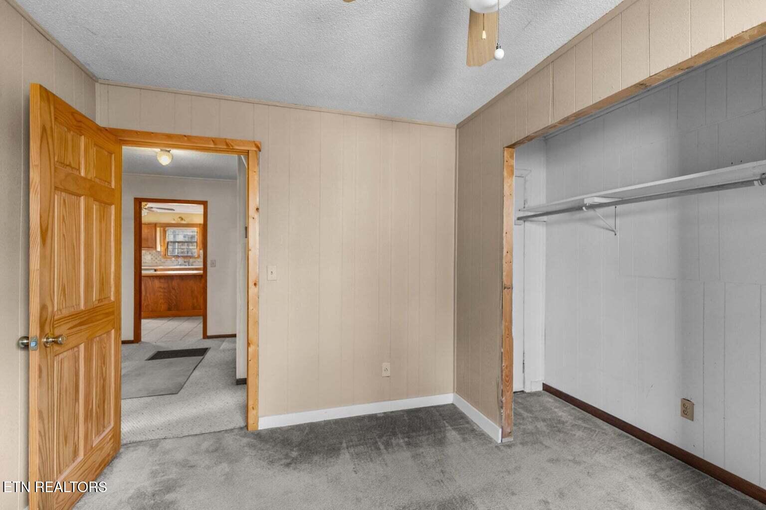 1027 Dean Circle Dandridge TN 37725