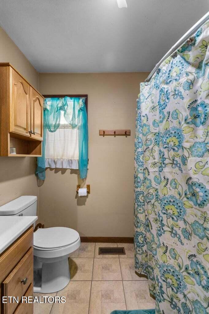 1027 Dean Circle Dandridge TN 37725