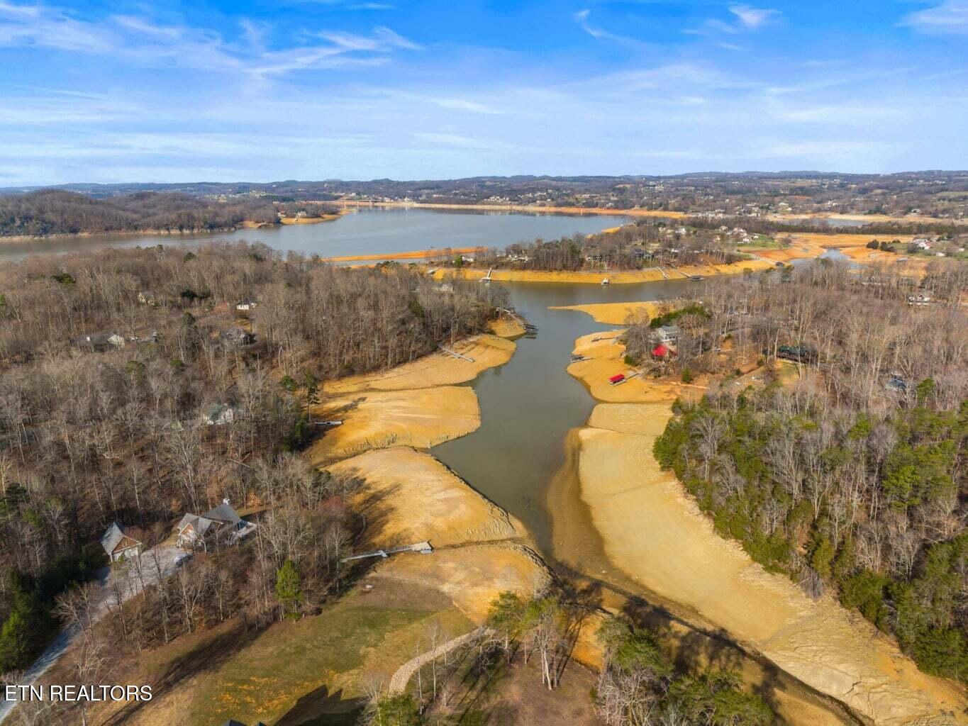 1027 Dean Circle Dandridge TN 37725