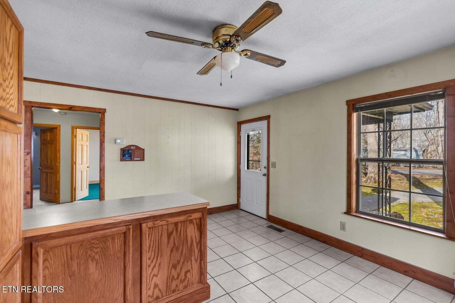 1027 Dean Circle Dandridge TN 37725