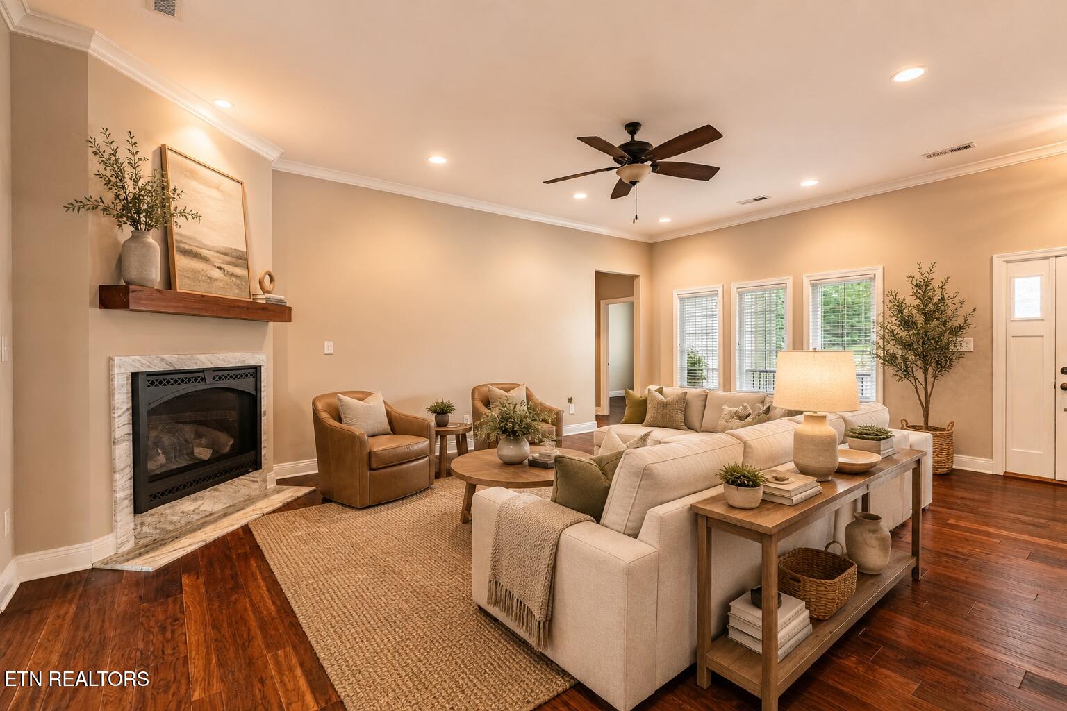330 Dudala Point Loudon TN 37774