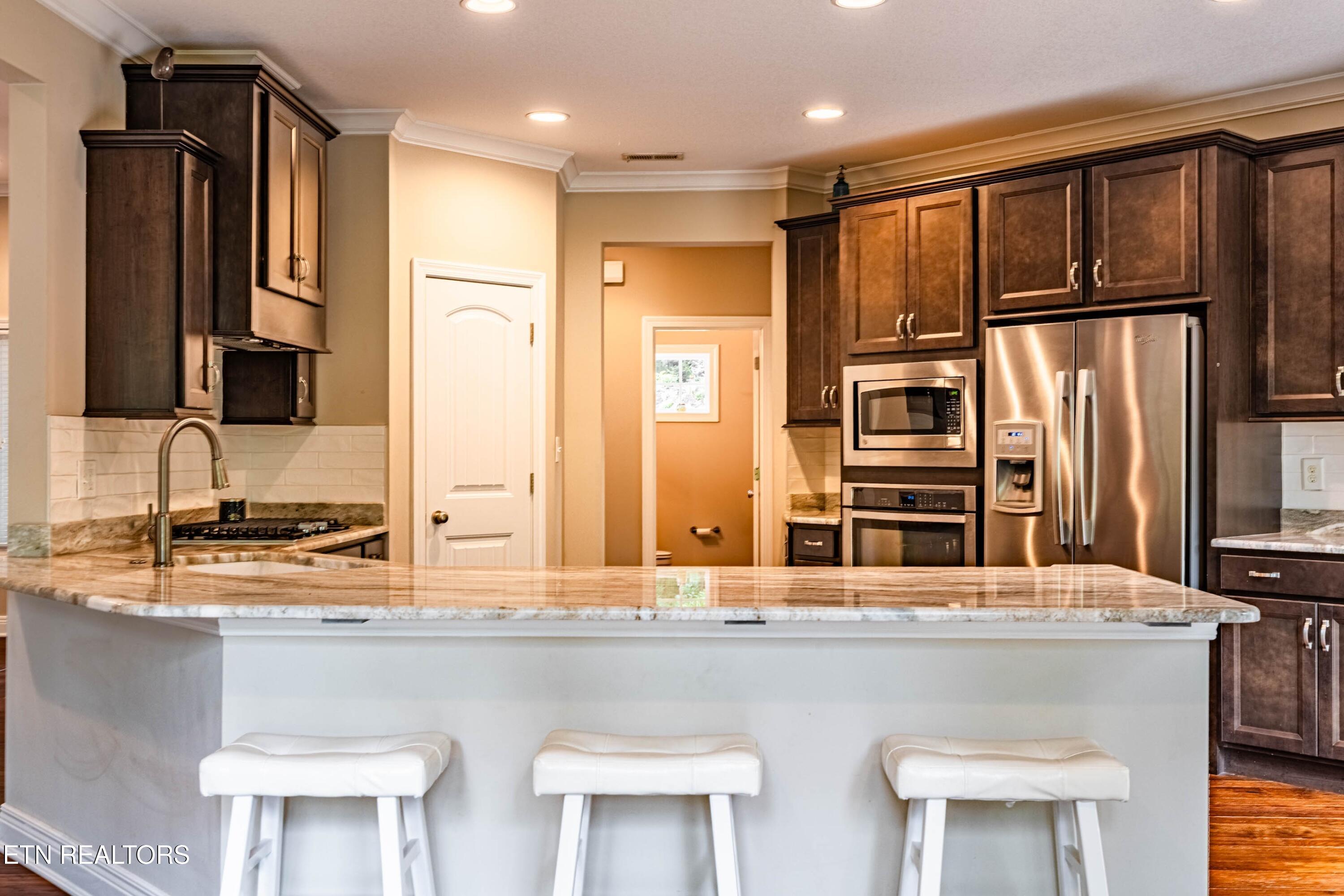 330 Dudala Point Loudon TN 37774