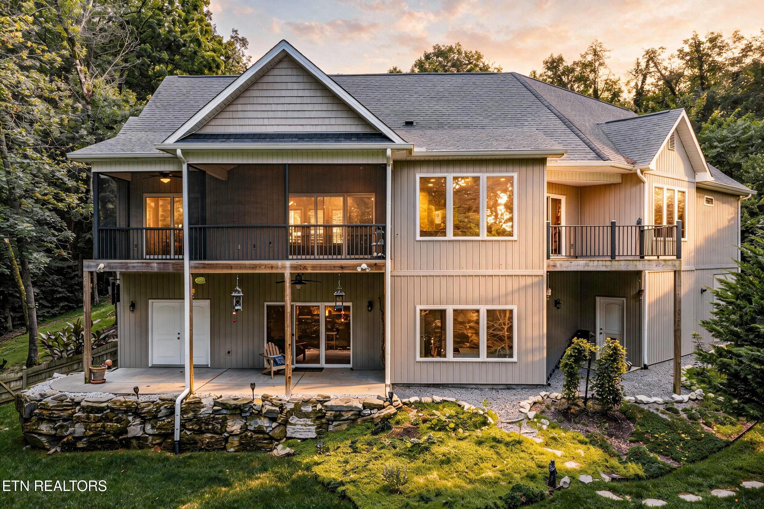 330 Dudala Point Loudon TN 37774