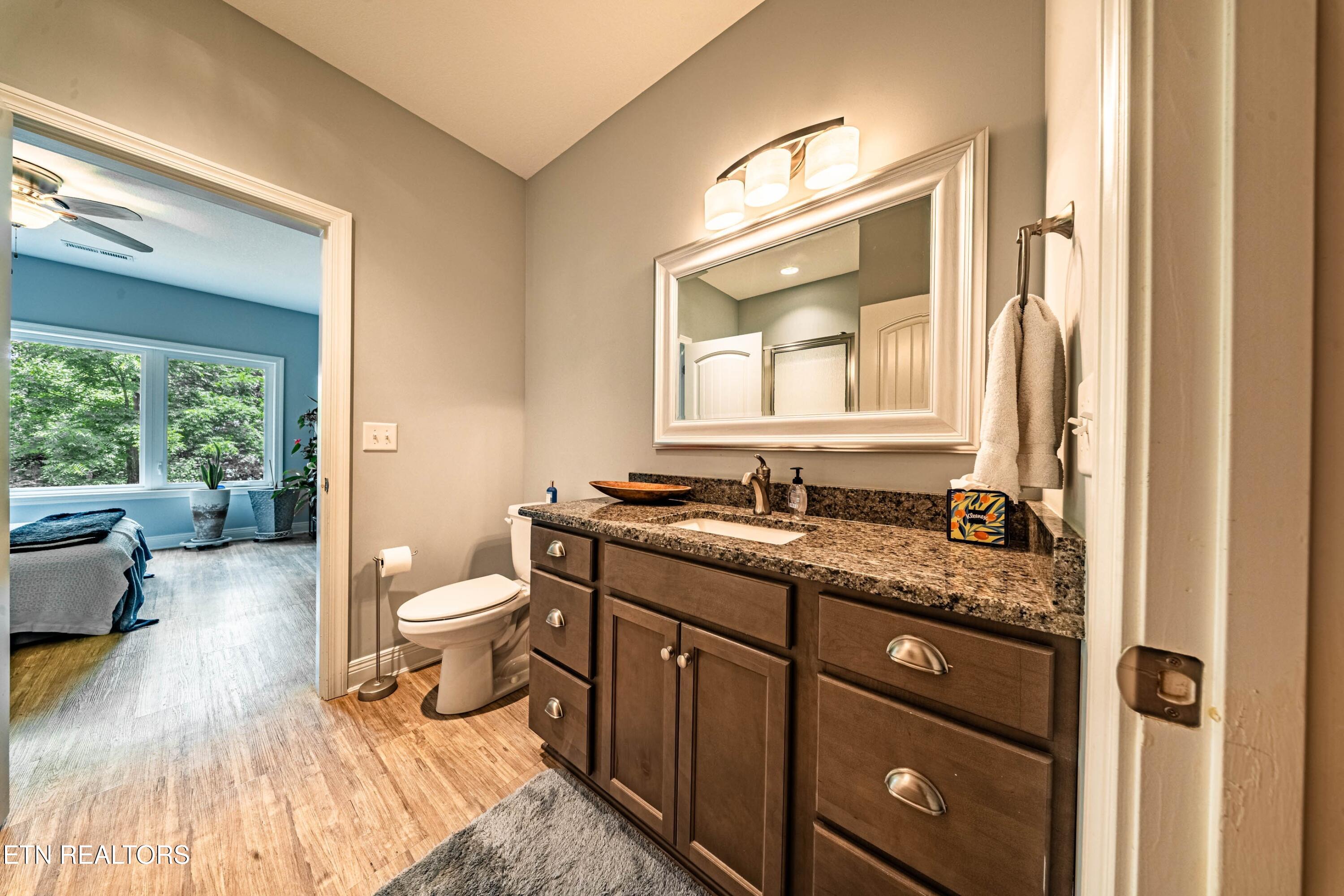 330 Dudala Point Loudon TN 37774