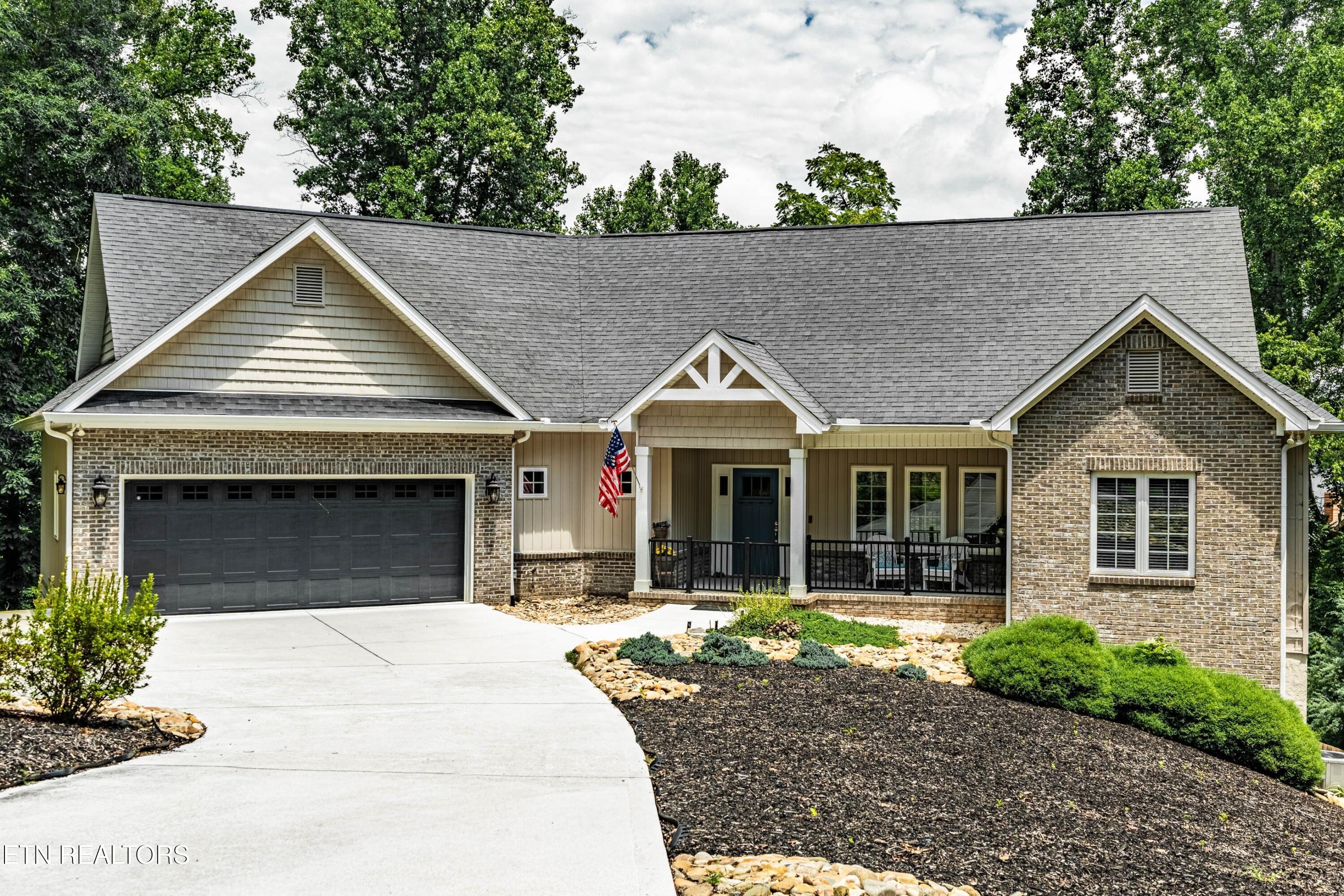 330 Dudala Point Loudon TN 37774
