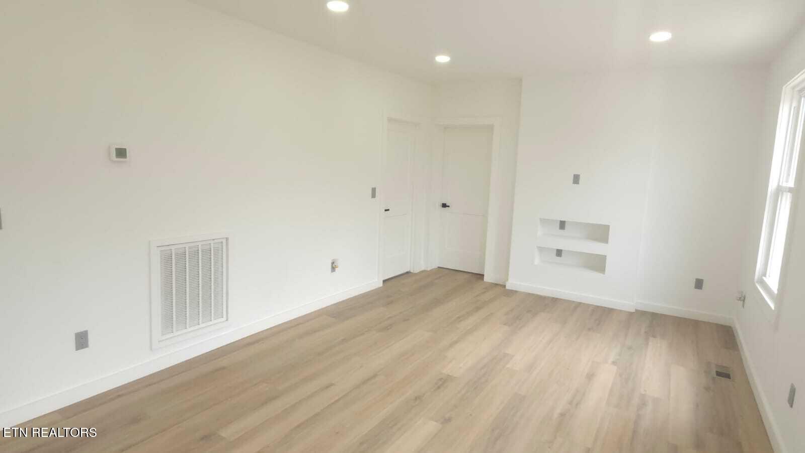 204 Oakland Street Knoxville TN 37914