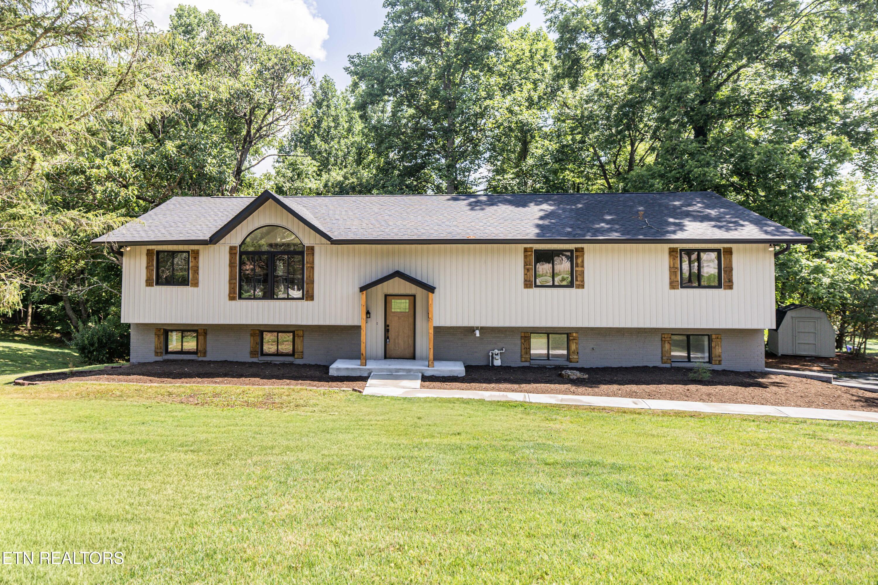 107 Garnet Lane Oak Ridge TN 37830
